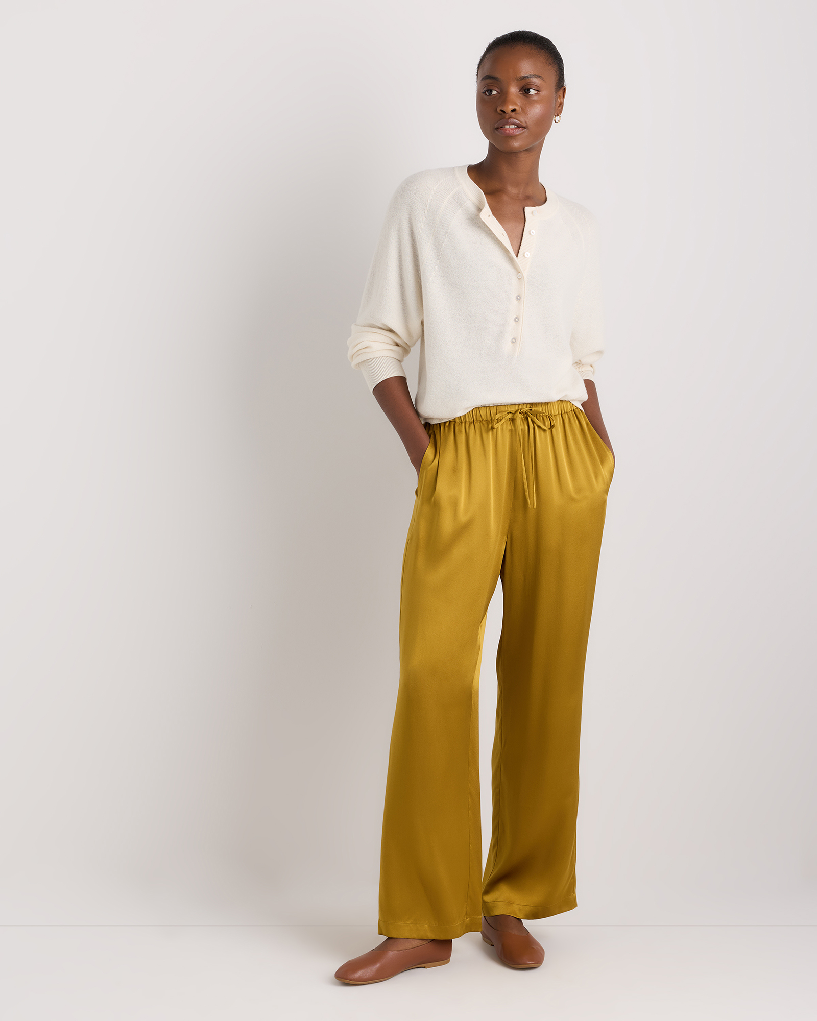 Women's Ultra-Stretch Ponte Cropped Wide Leg Pants (NEW)
