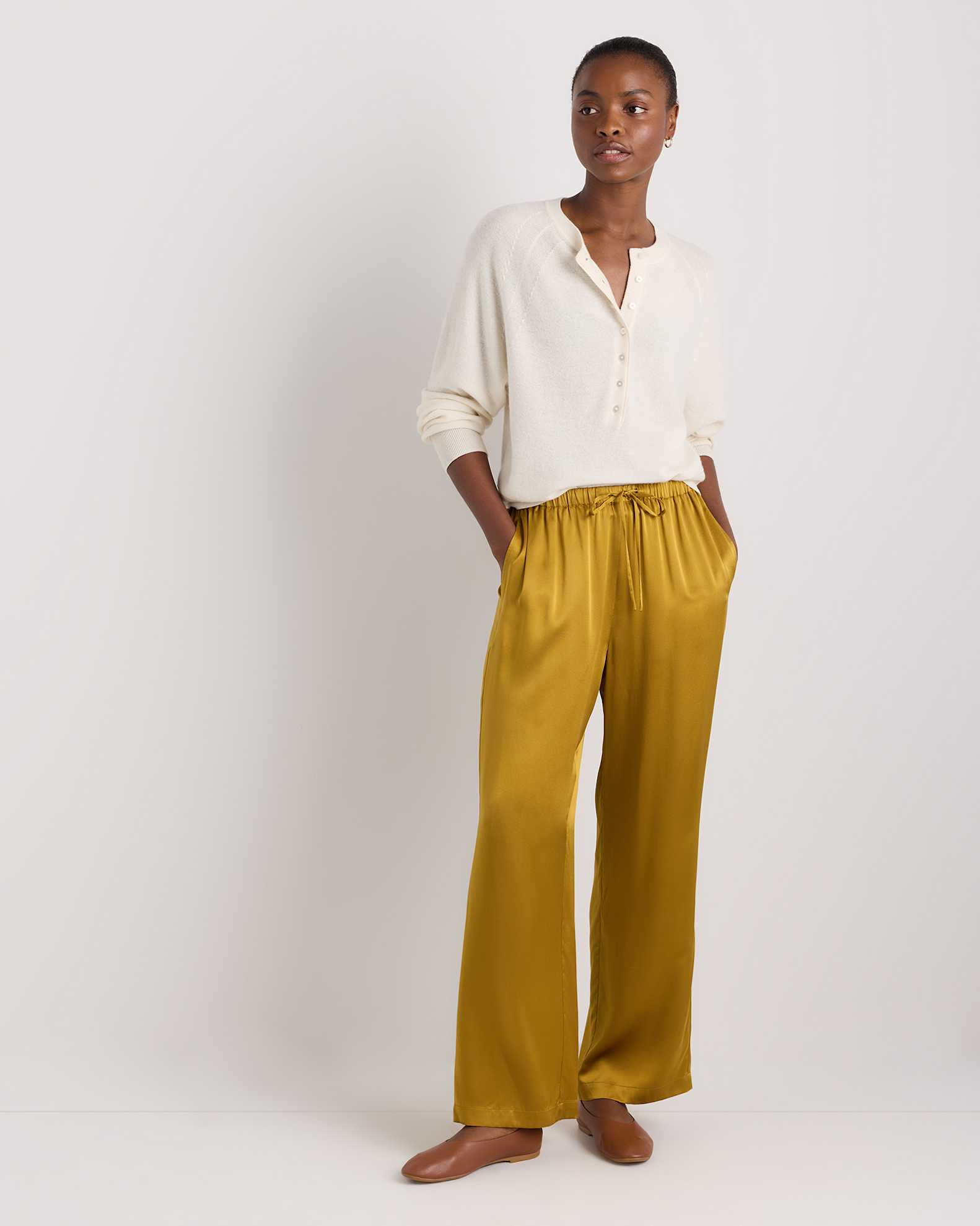 Women's Ultra-Stretch Ponte Cropped Wide Leg Pants (NEW)