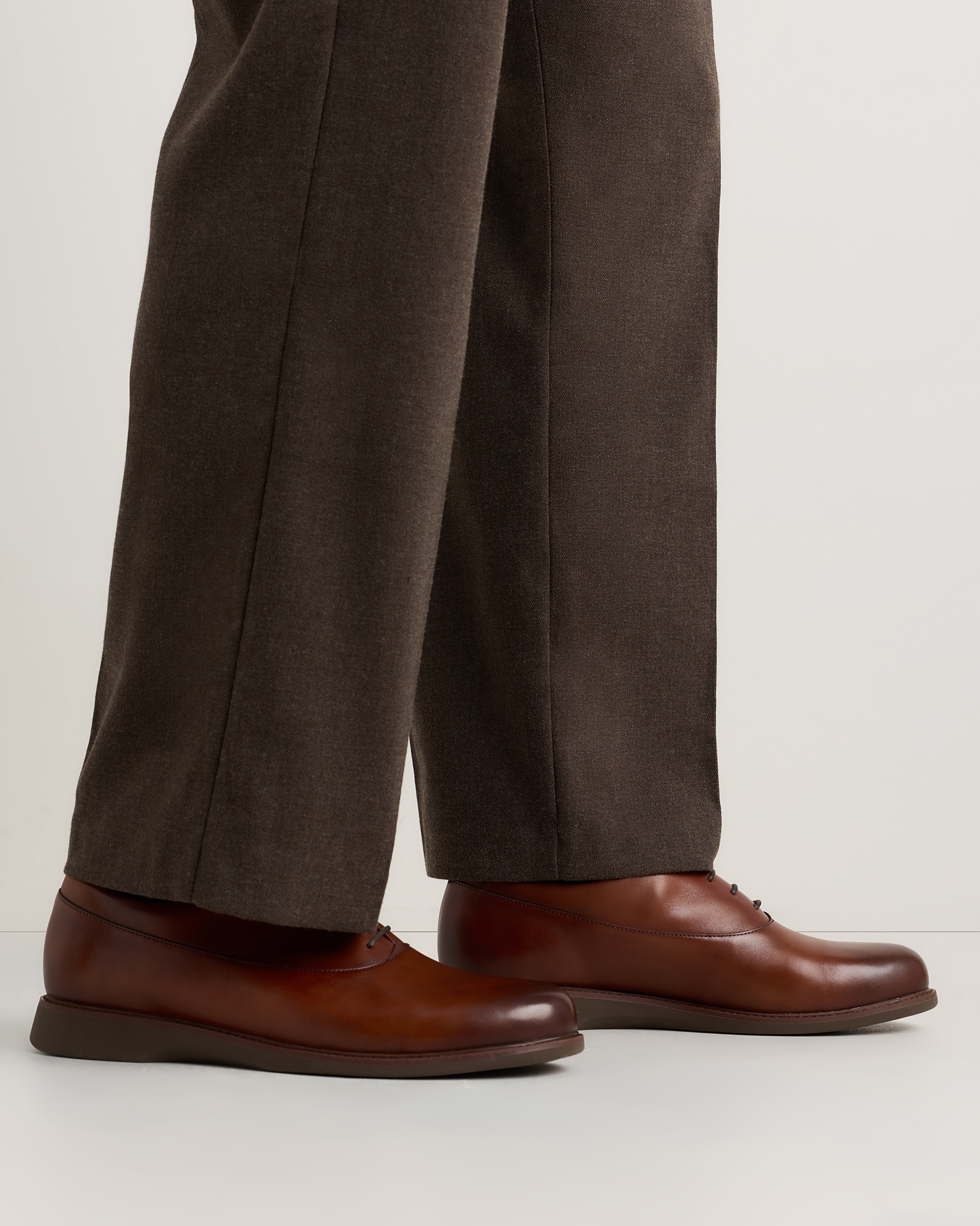 Quince Hybrid Crafted Leather Oxford Brandy 9.5 Italian Leather Hybrid Oxford in Brandy main image 2