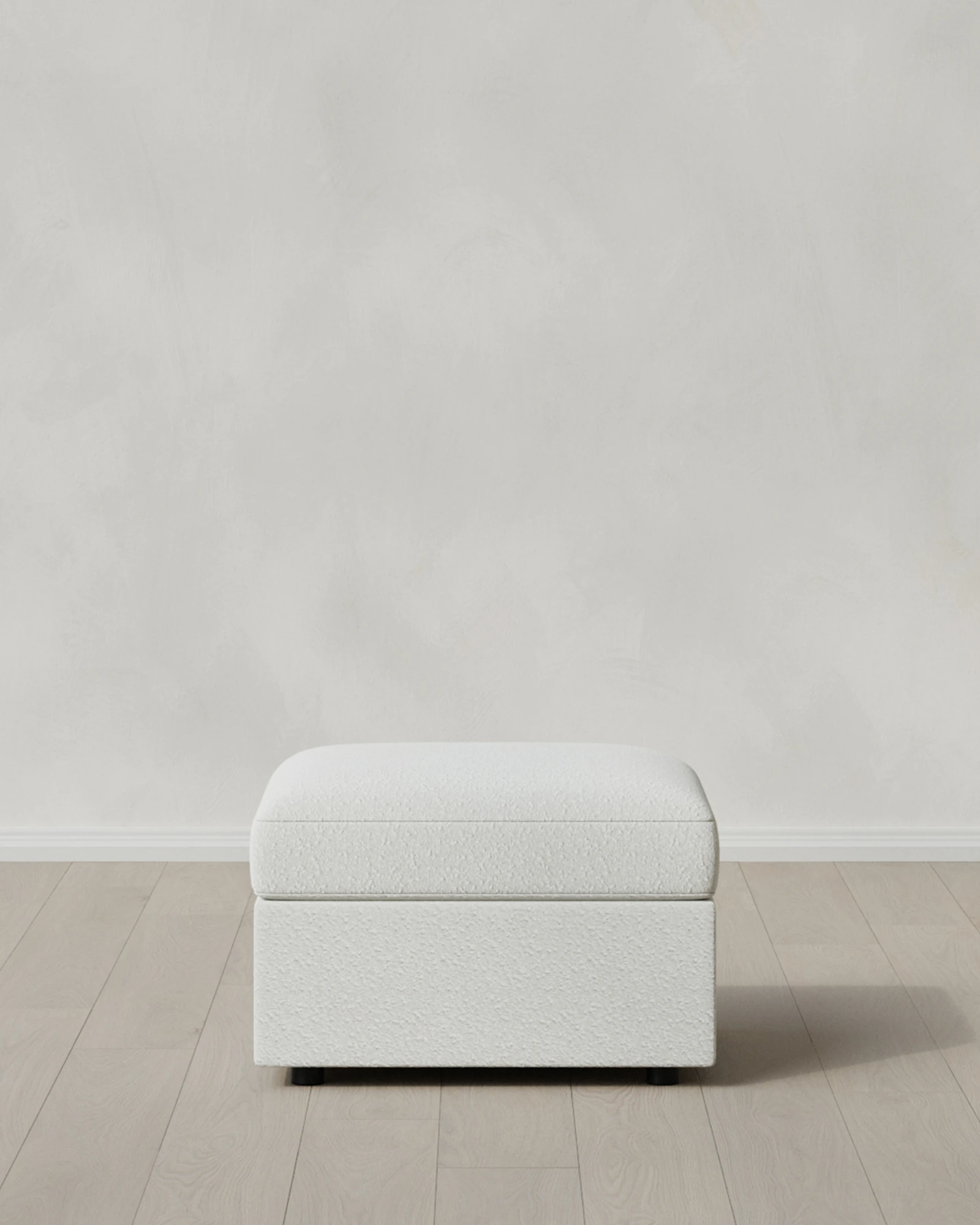 Sierra Ottoman in Performance Boucle