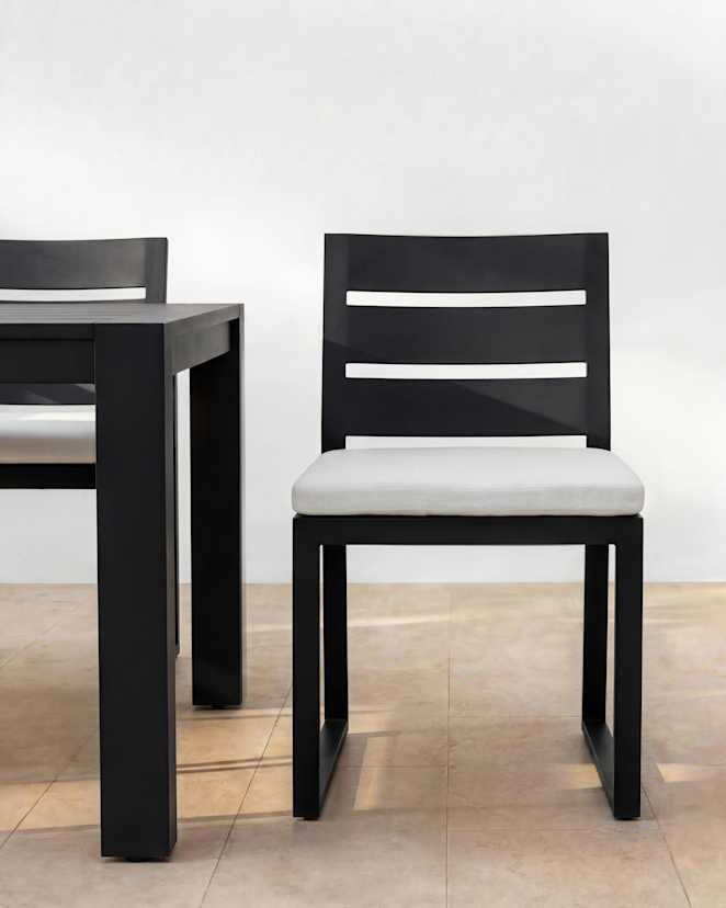 U-FURN-429