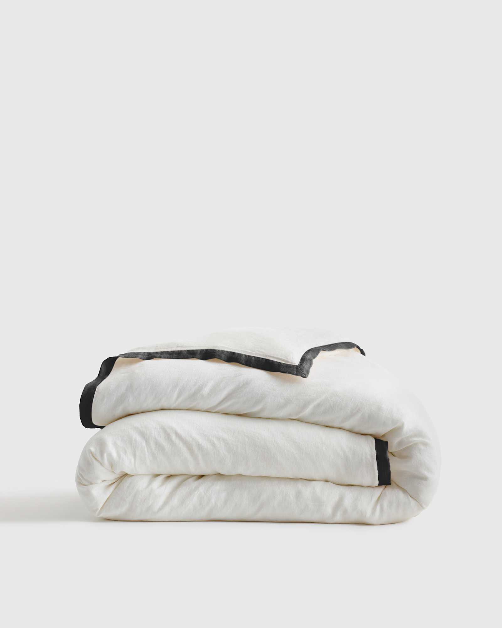Euro Linen Contrast Flange BLK-Sand 183687