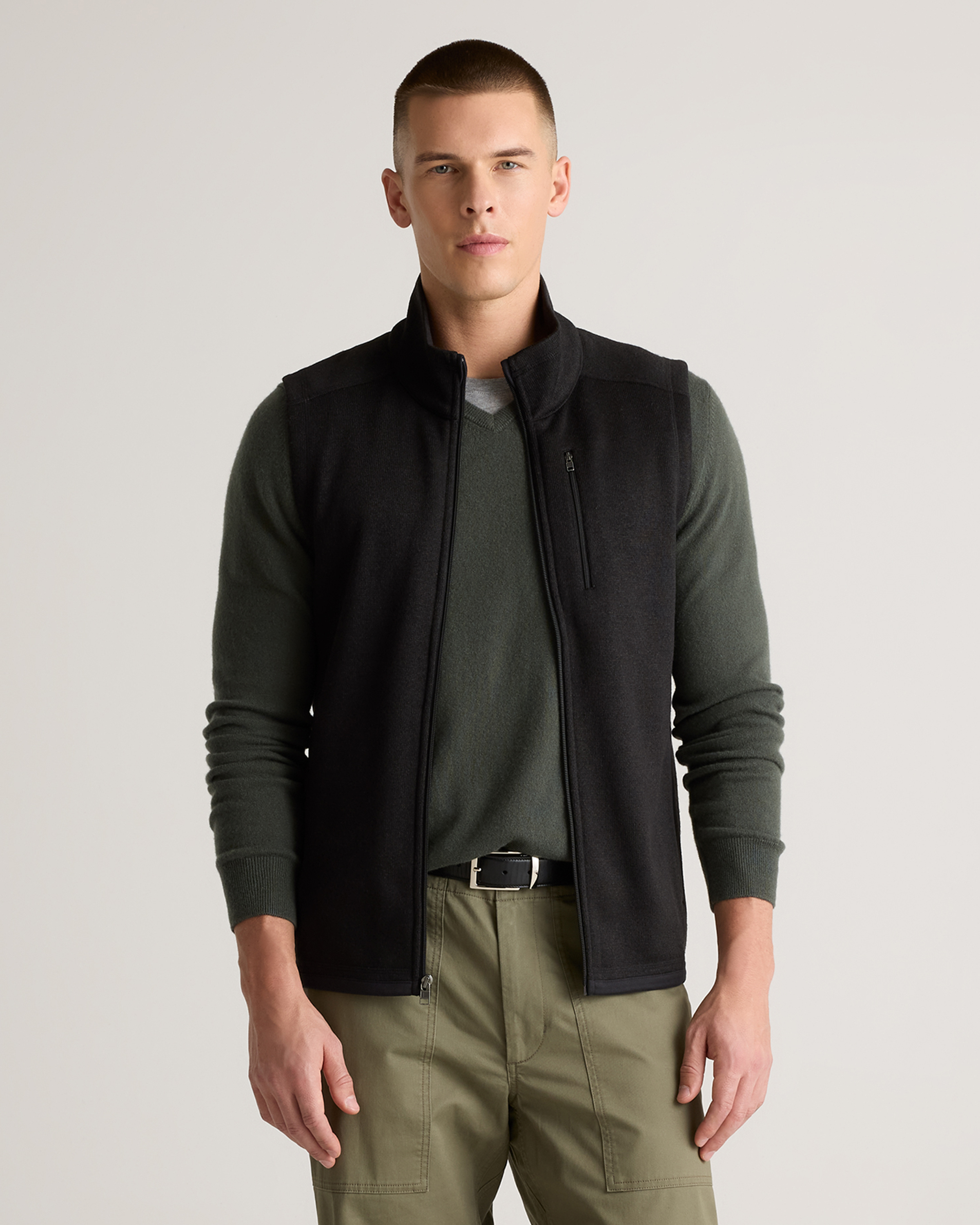 Quince Men's Sweater-knit Fleece Full-zip Vest In Black