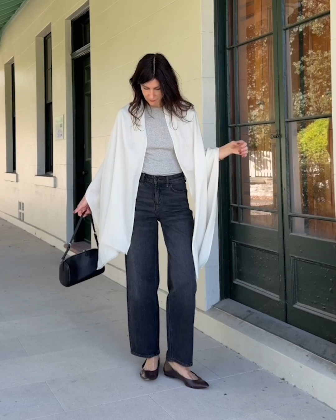 Featherweight Cashmere Silk Frayed Edge Scarf - PDP Video Thumbnail (Ivory, 4x5)