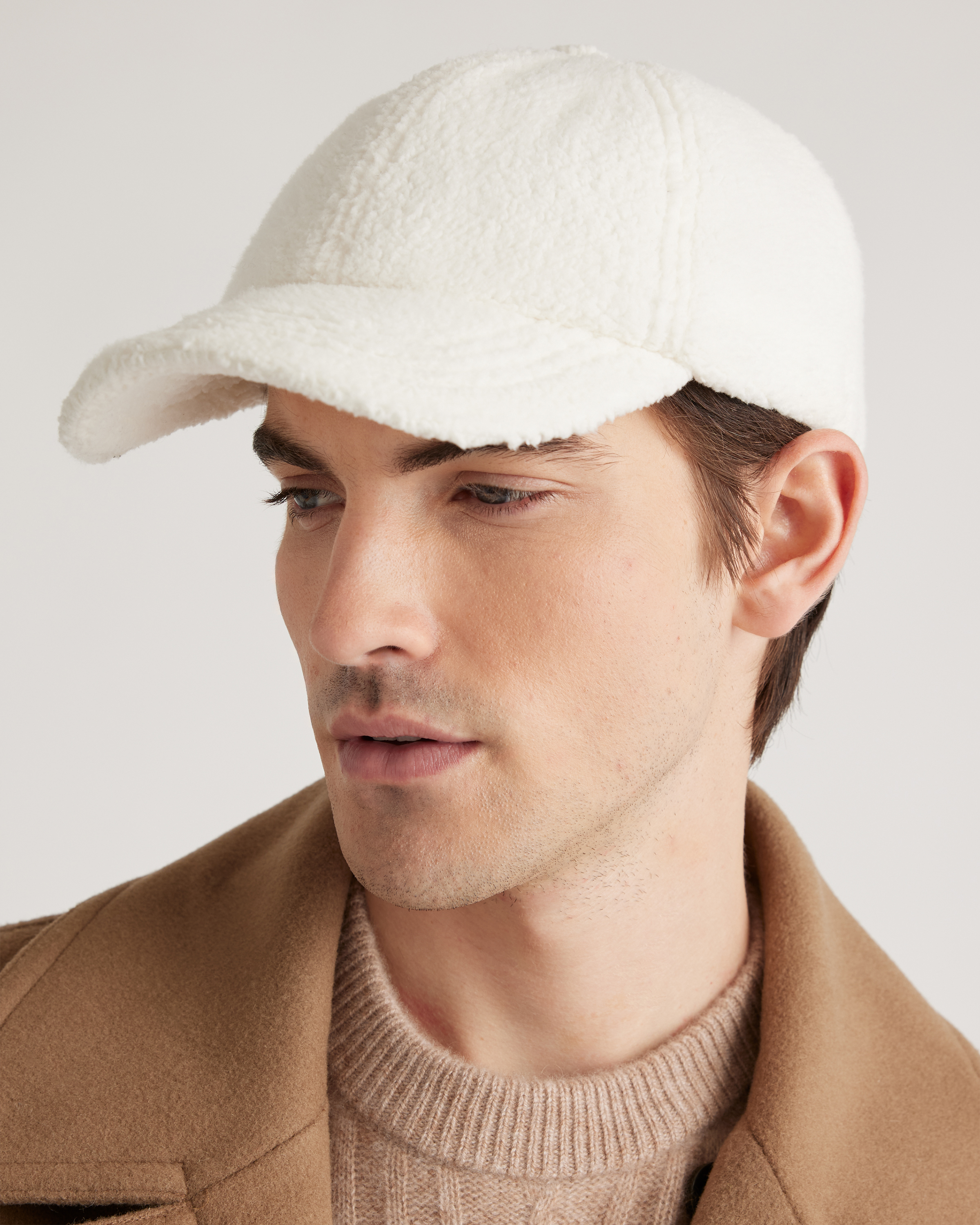 W-HAT-10-IVY 0251