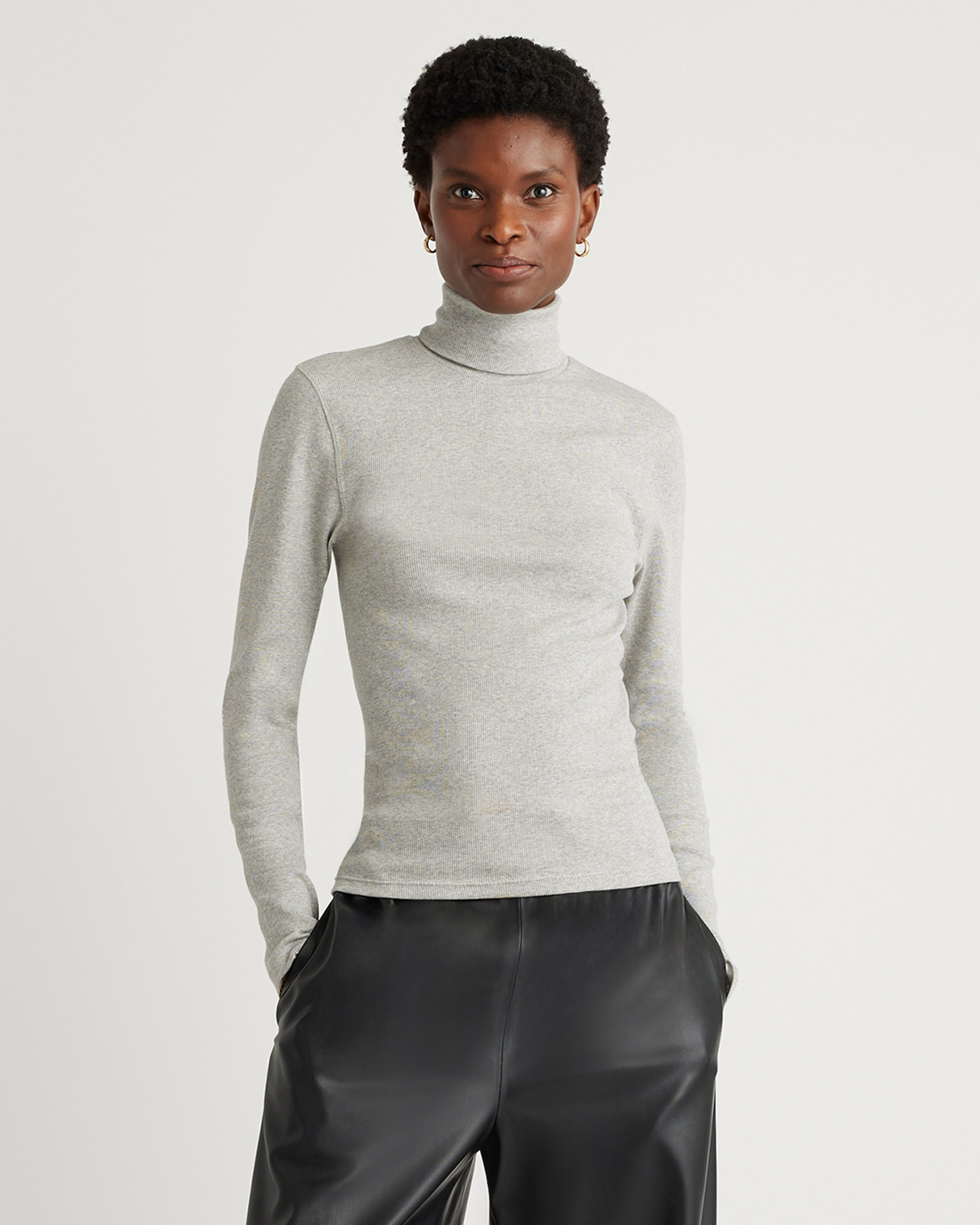 Whole Pattern Turtleneck – Green Whole Pattern Turtleneck – Green