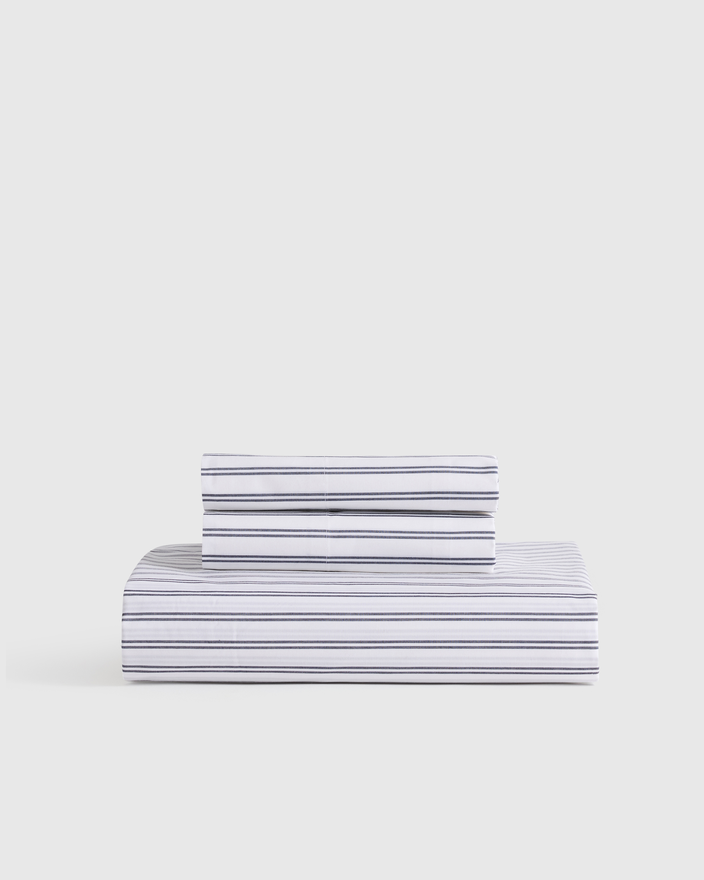 White/Navy Classic Organic Percale Double Stripe Fitted Sheet Set