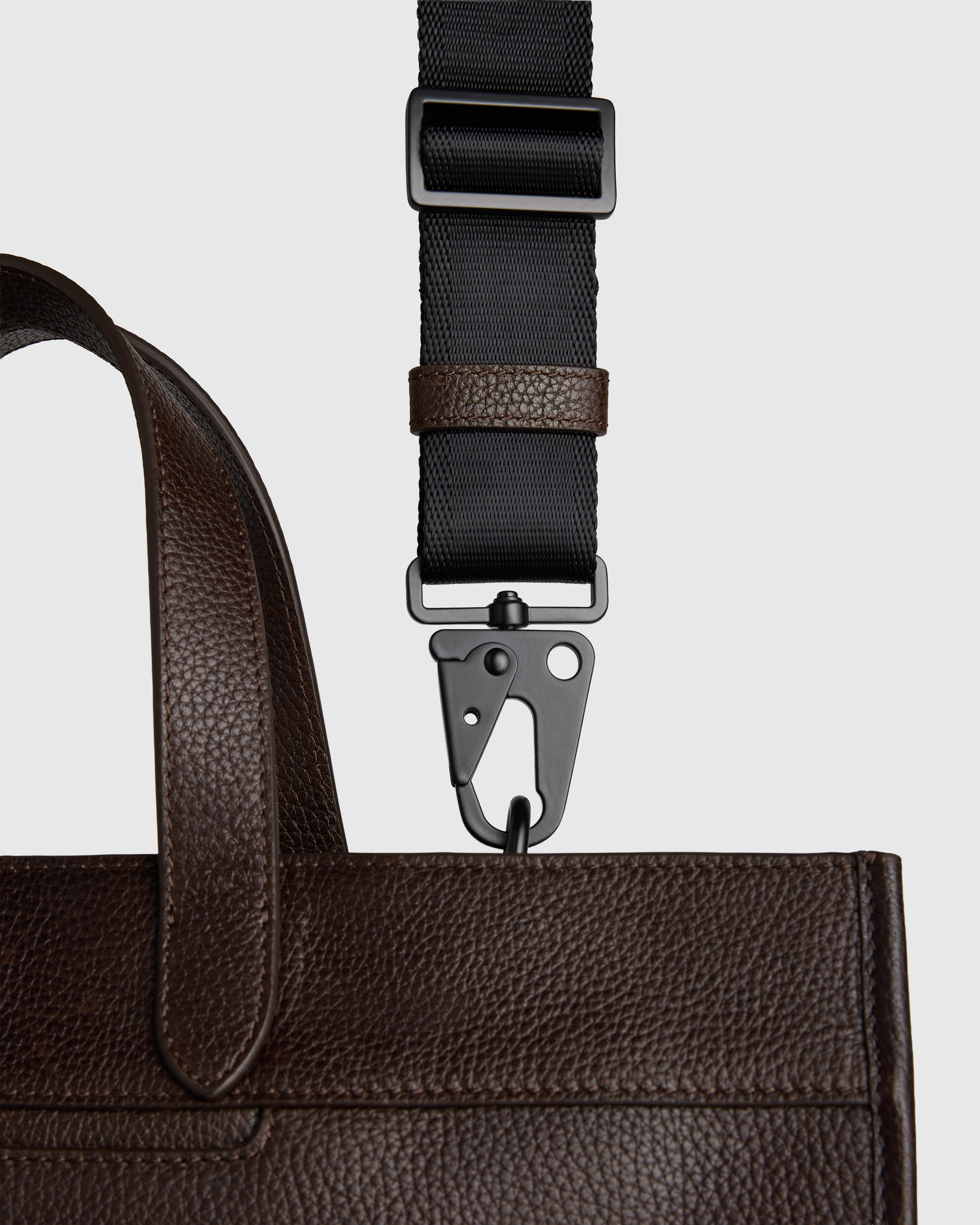 Excursion Italian Leather Tote - thumbnail 8