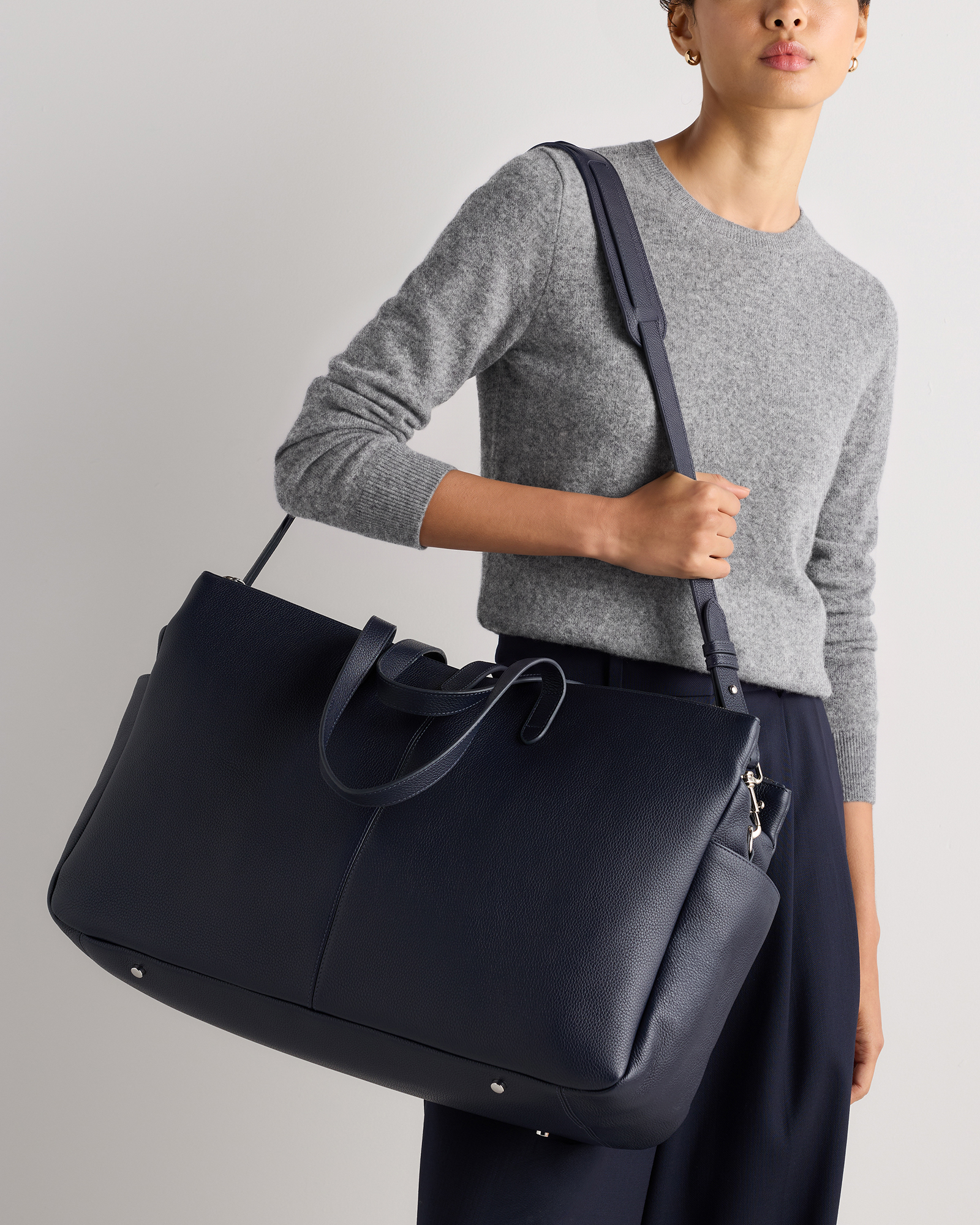 W-BAG-55-DEENAV 03 EDITED