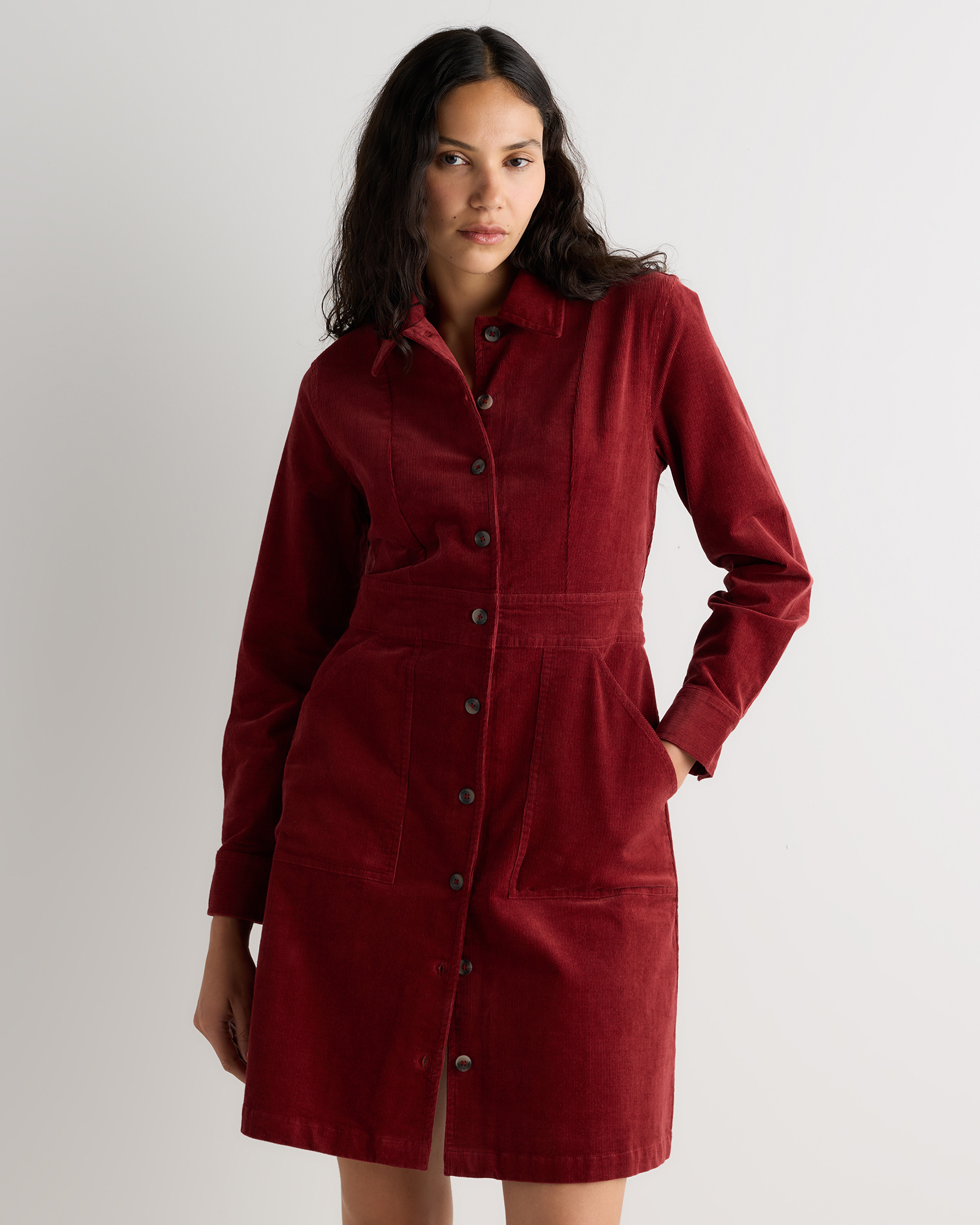 Deep Brick Red Robe mini-chemise en velours côtelé extensible biologique