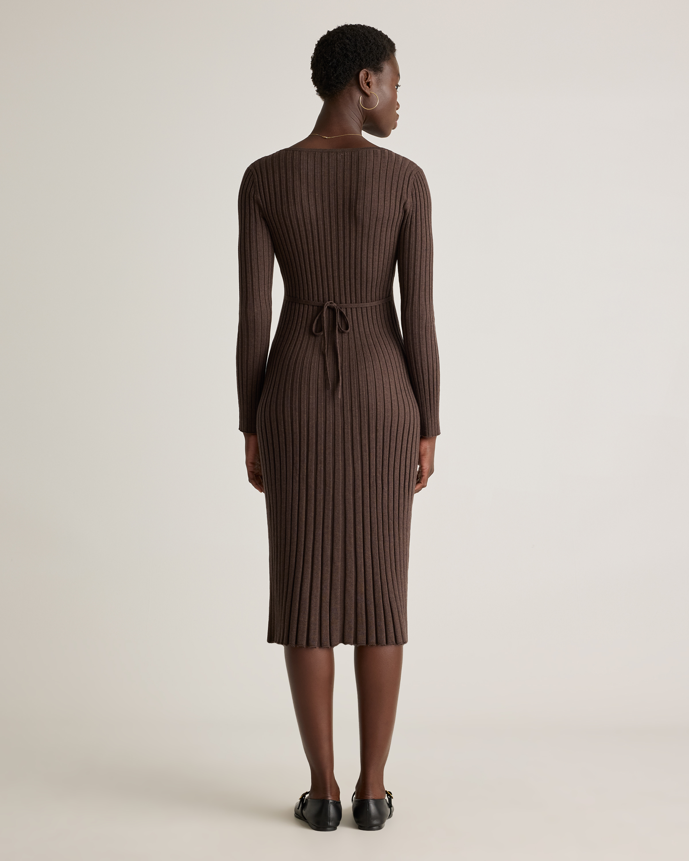 Quince Women's Cotton Cashmere Ribbed Long Sleeve V-Neck Midi Dress, Mocha Heather, Medium Size