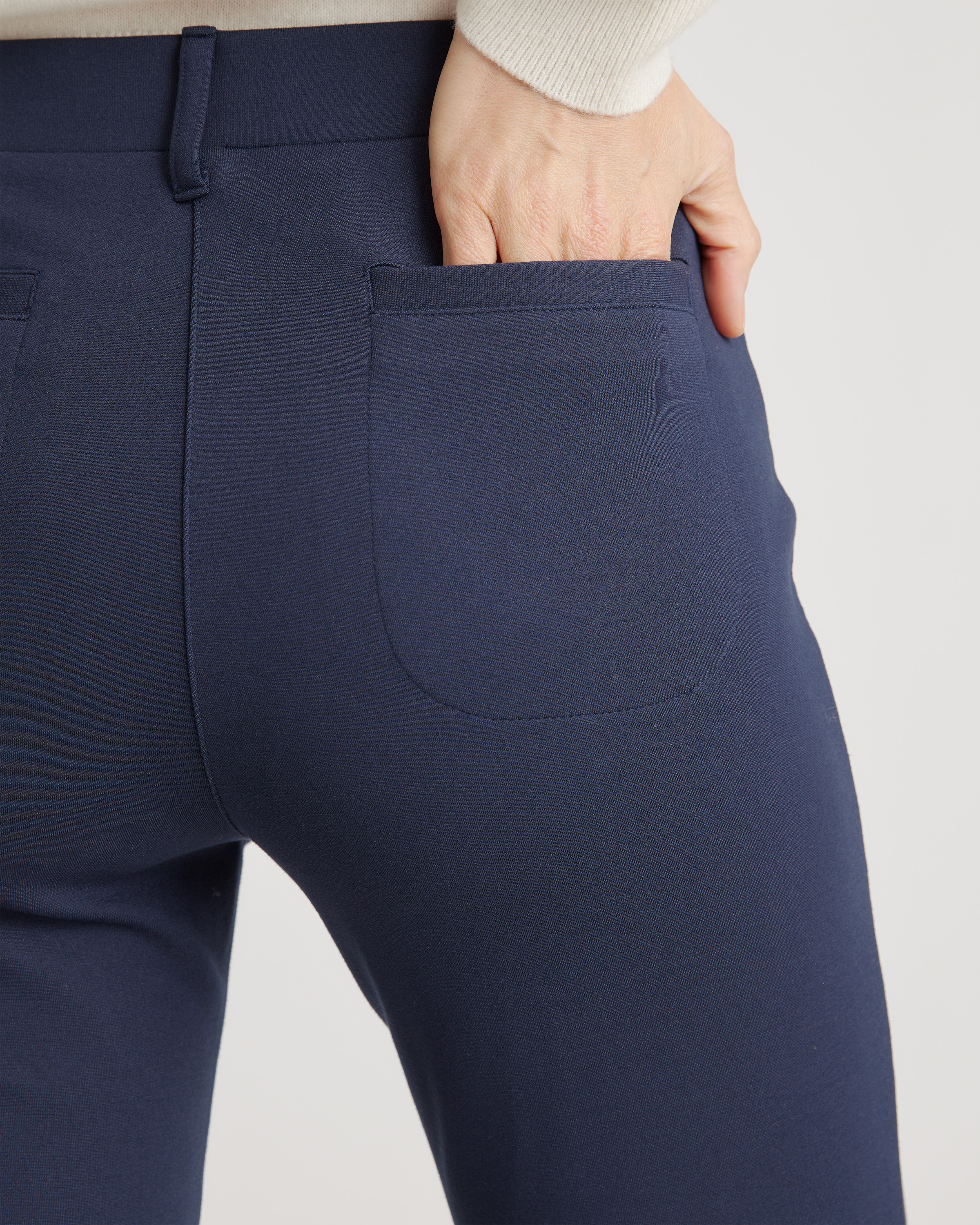 W-PNT-52-NVY 0701
