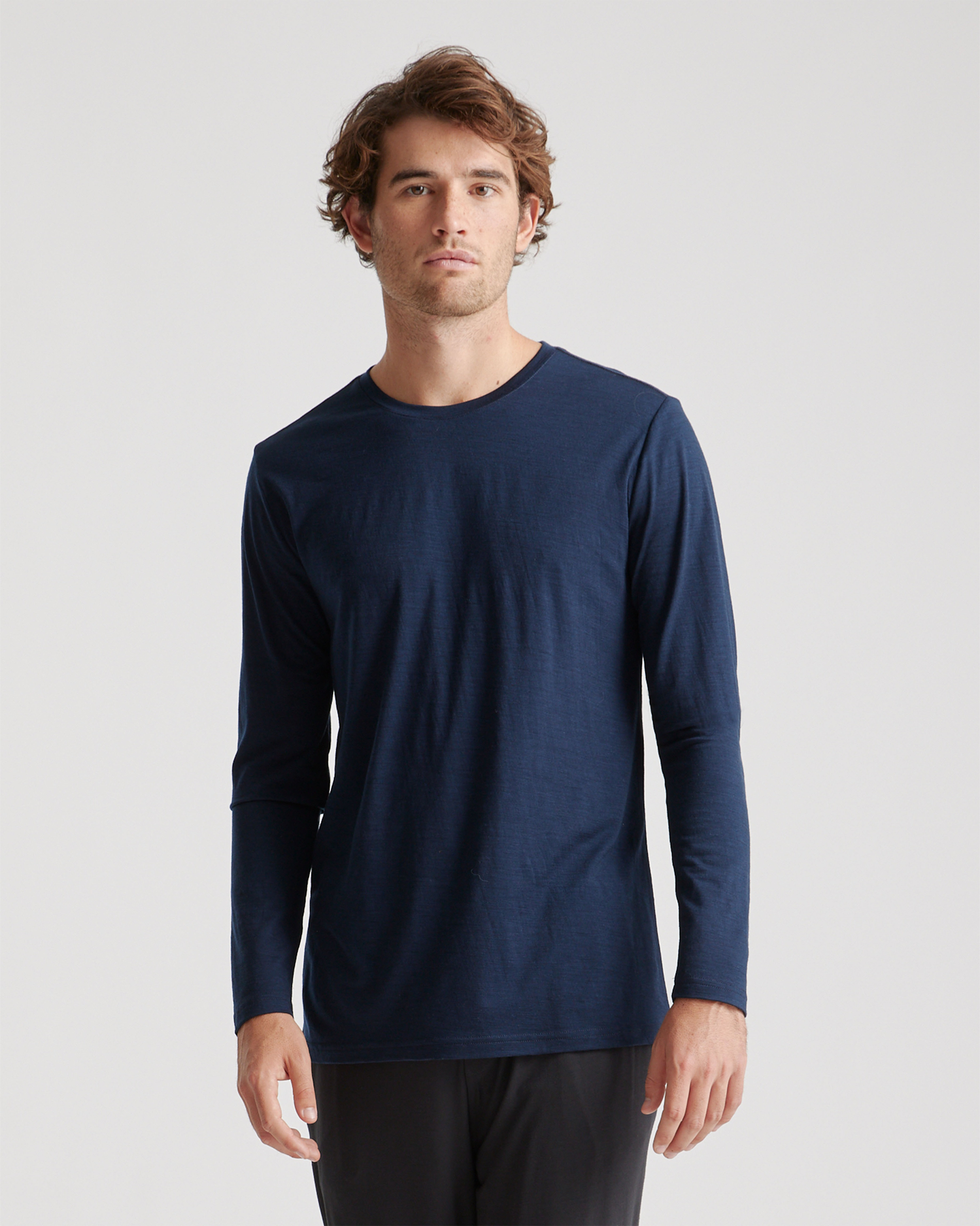 トップス MERINO WOOL LONG SLEEVE T-SHIRT Navy 100% Merino Wool All-Season Long Sleeve Base Layer Tee in Navy