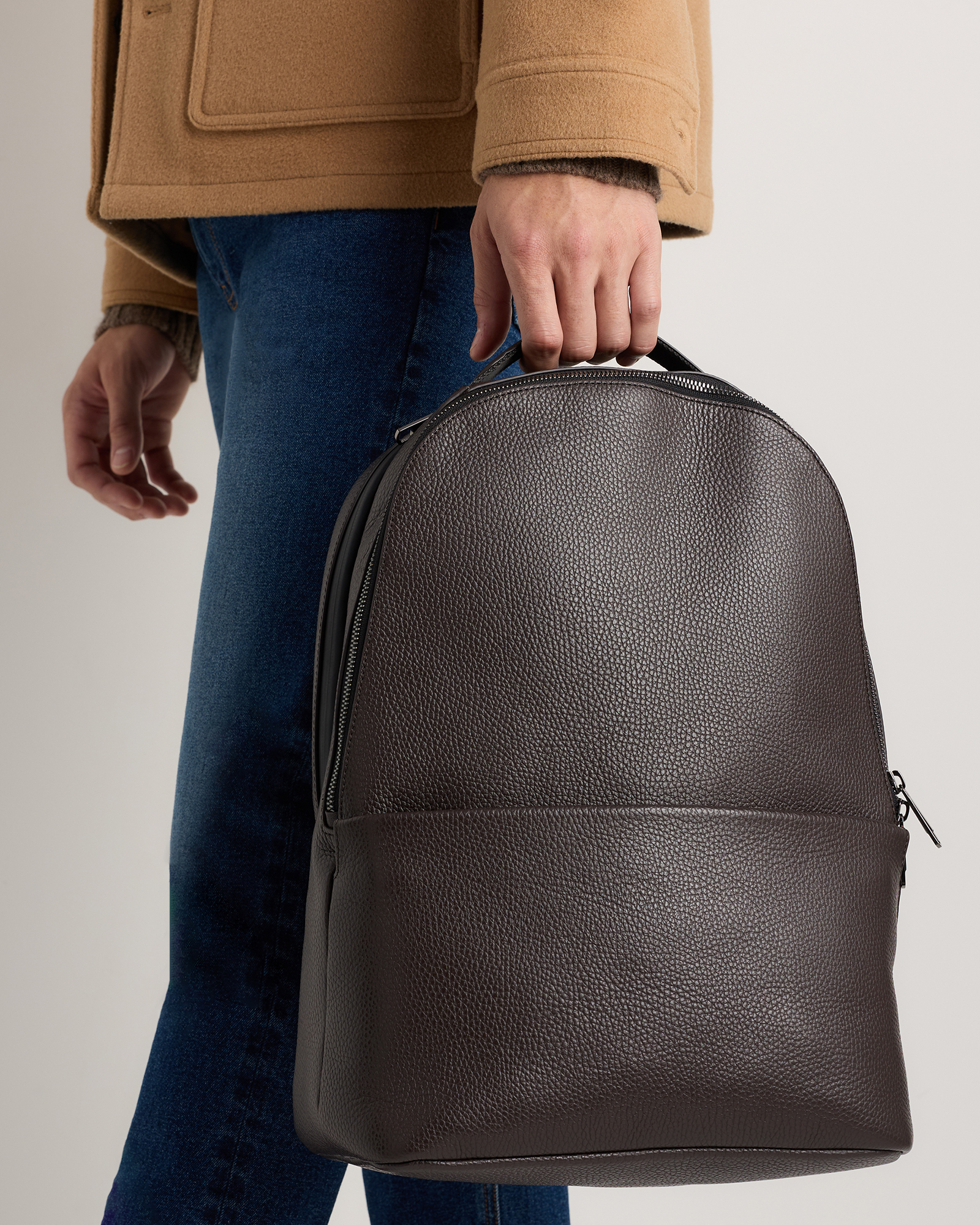 Excursion Italian Leather Laptop Backpack in Hickory display picture 1