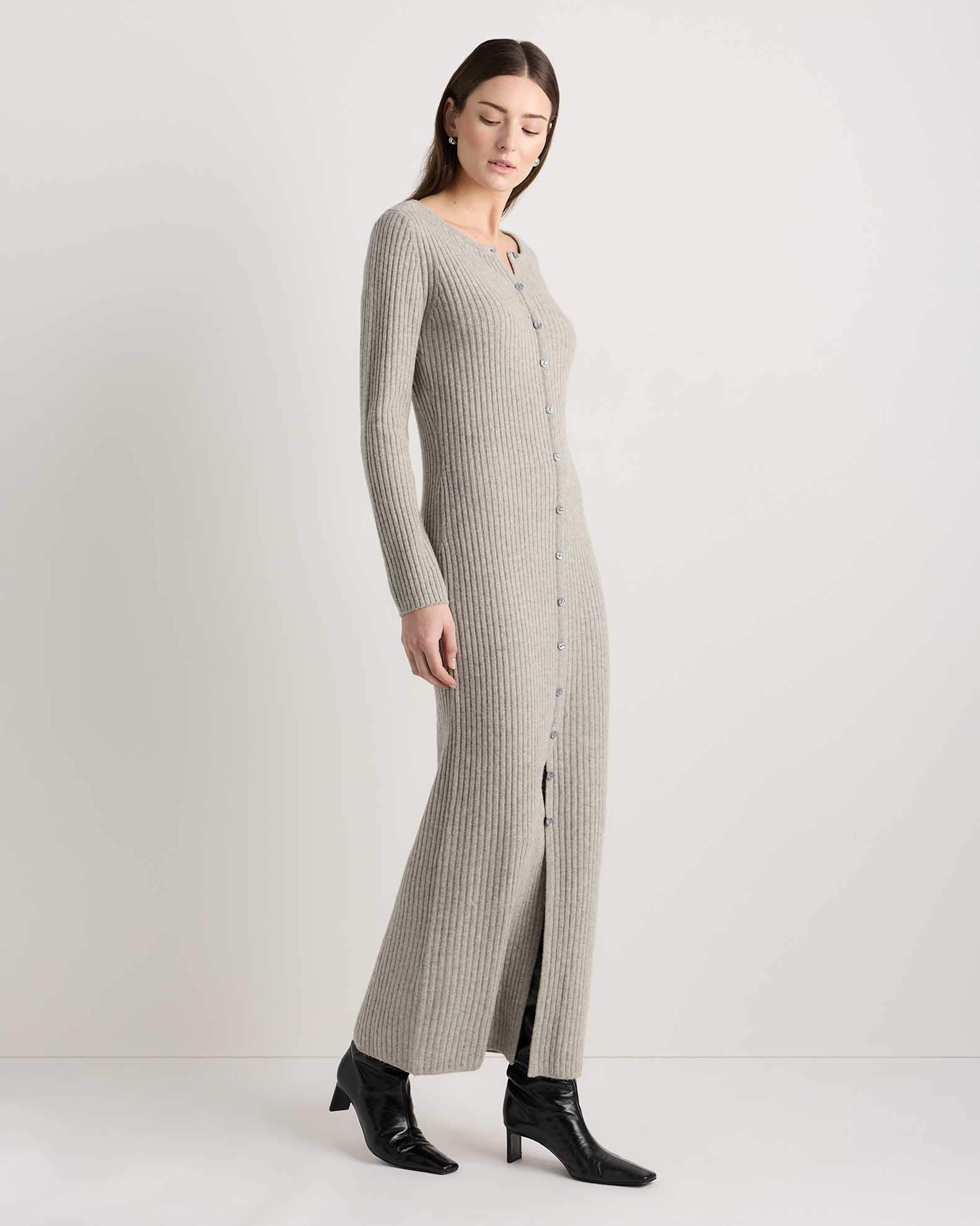 Women's 100% Yak Wool Ribbed Cardigan Sweater Dress in Warm Heather Grey, Size XL by Quince Women's 100% Yak Wool Ribbed Cardigan Sweater Dress in Warm Heather Grey, Size XL by Quince