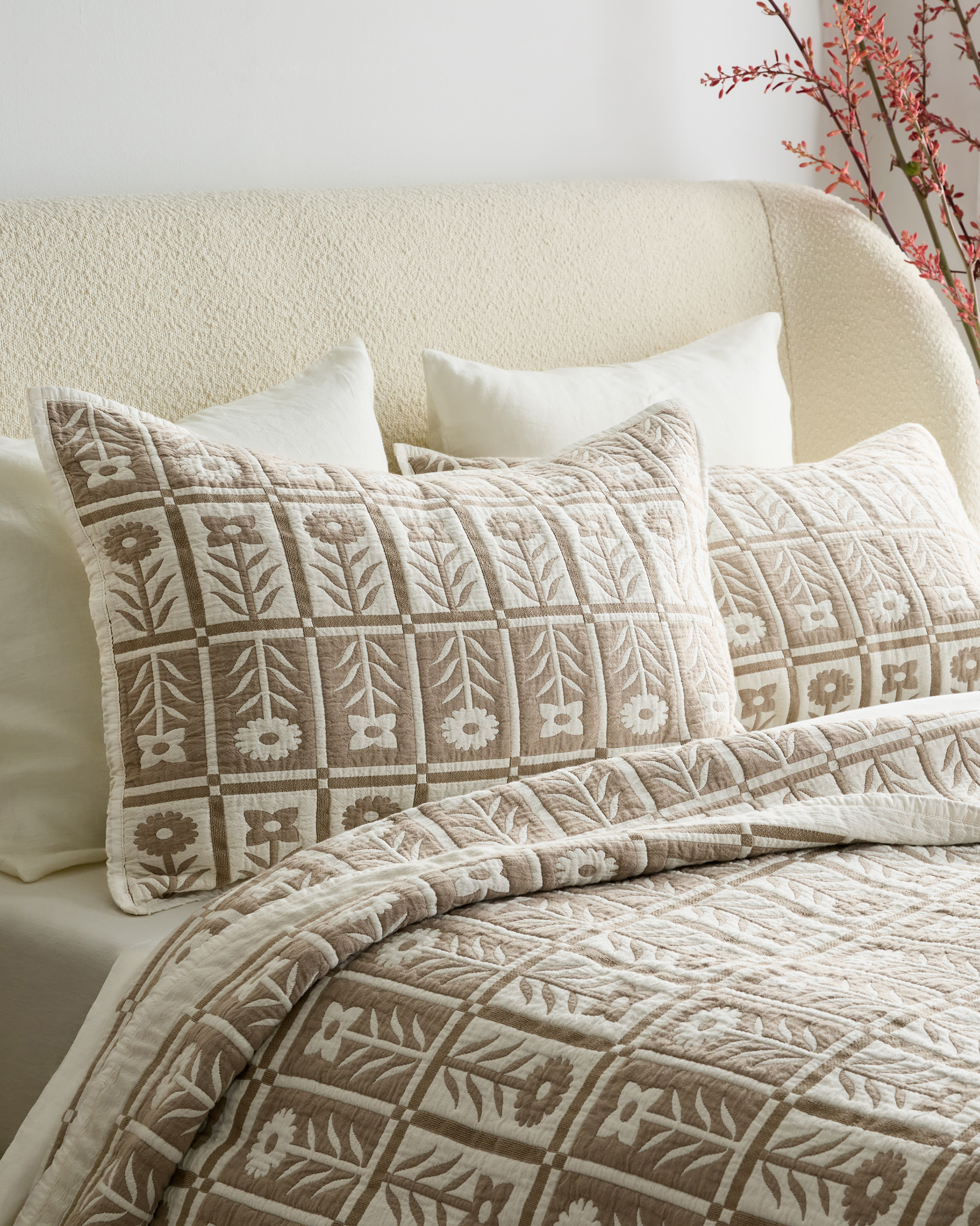 Toffee Organic Cotton Jacquard Floral Sham Set