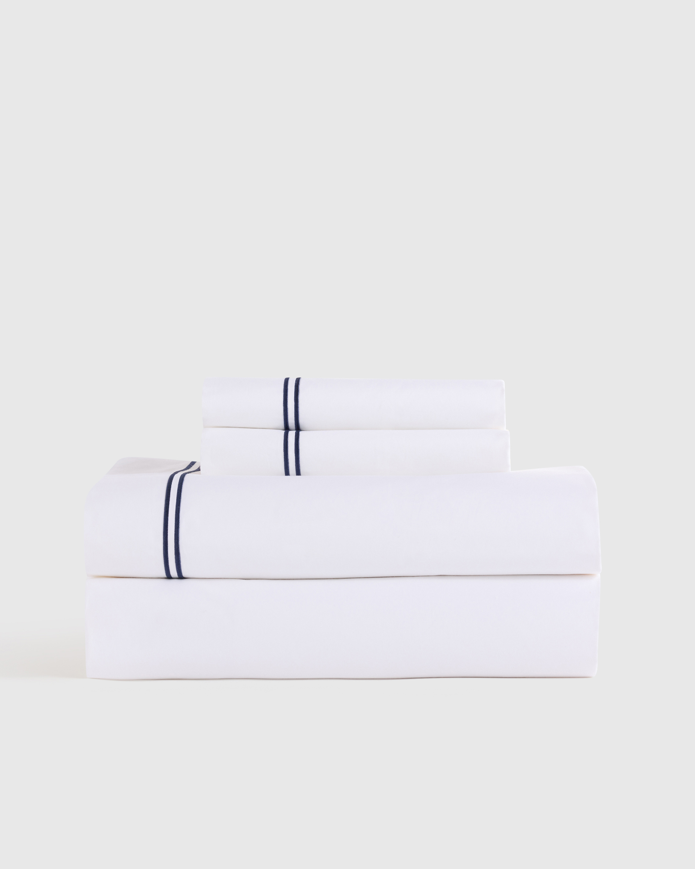 White/Navy Organic Crisp Percale Embellished Sheet Set