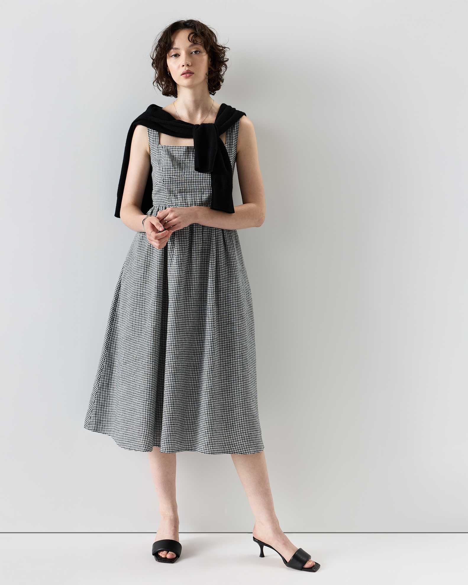 Women's 100% European Linen Fit & Flare Midi Dress in Classic Mini Gingham, Size Medium by Quince Women's 100% European Linen Fit & Flare Midi Dress in Classic Mini Gingham, Size Medium by Quince