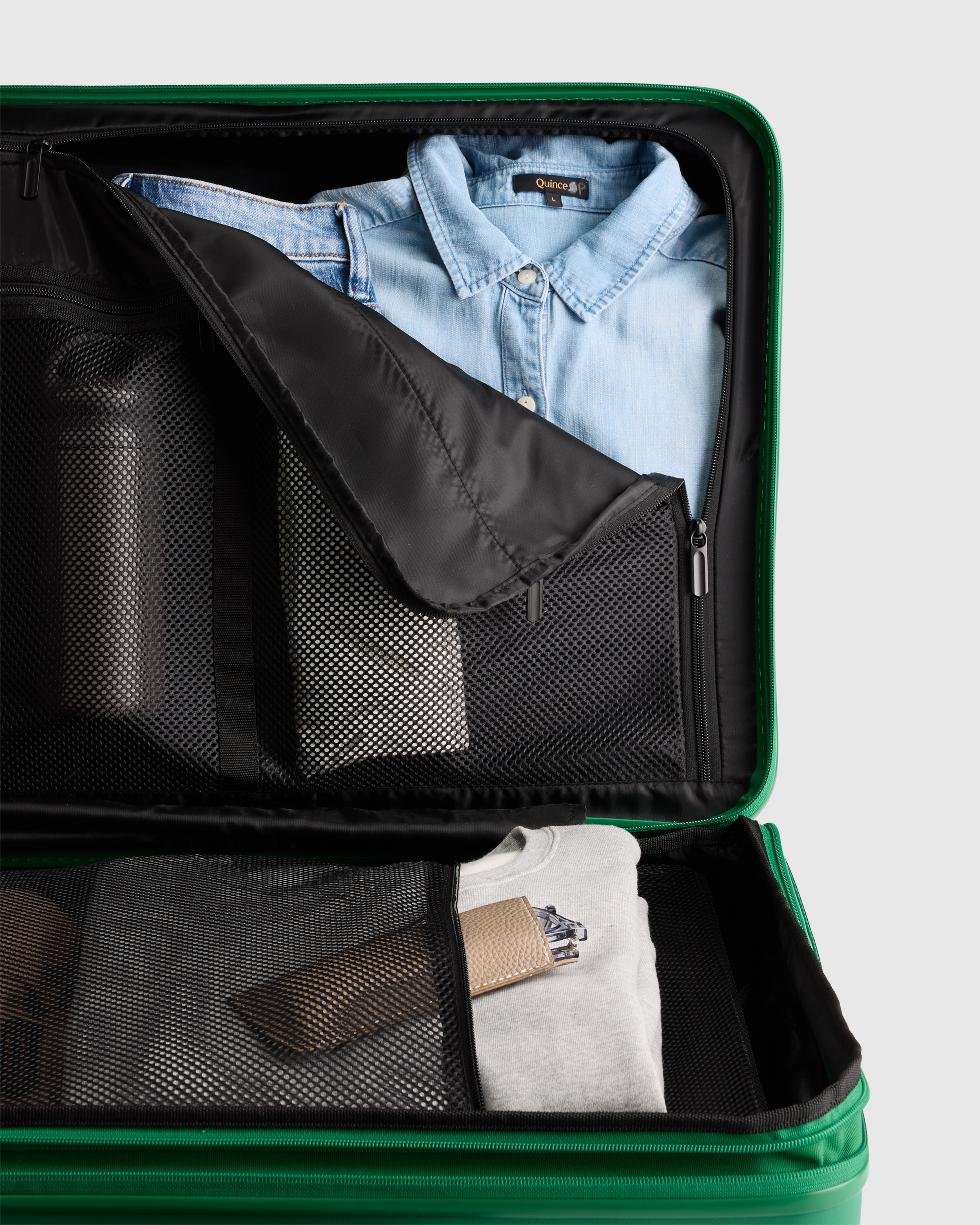 Expandable Large Check-In Suitcase in Emerald Jungle