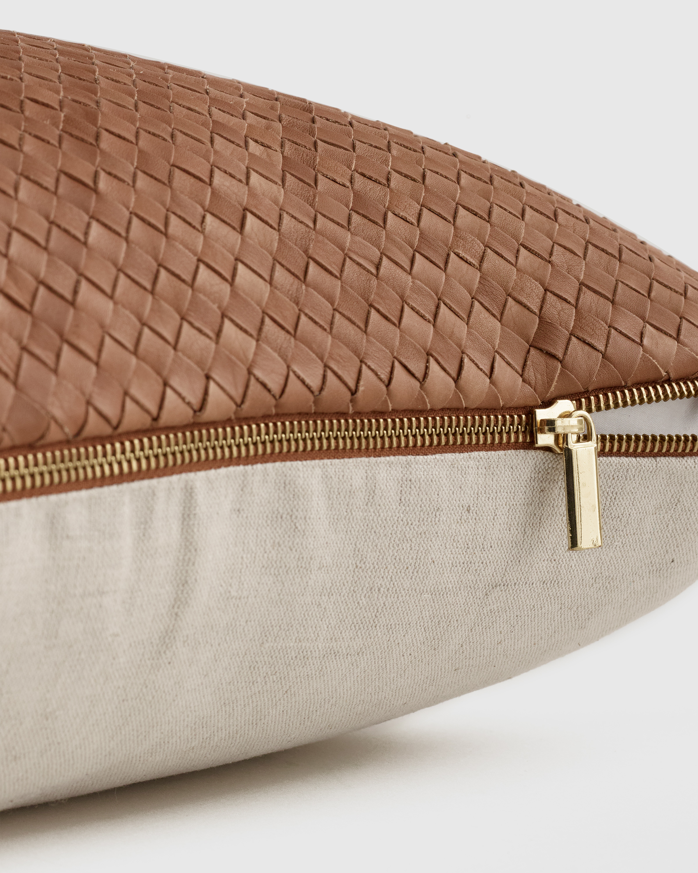 Quince Woven Leather Pillow Cover - Thumbnail 4