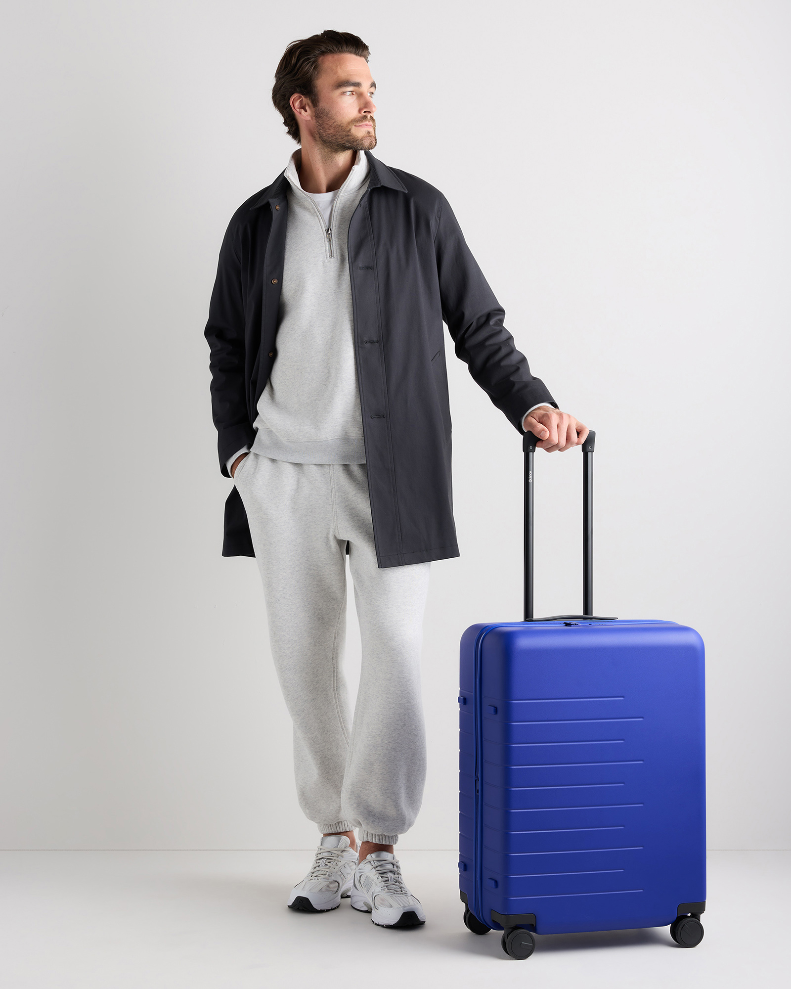 Expandable Medium Check-In Suitcase in Coastal Cobalt | Quince Canada