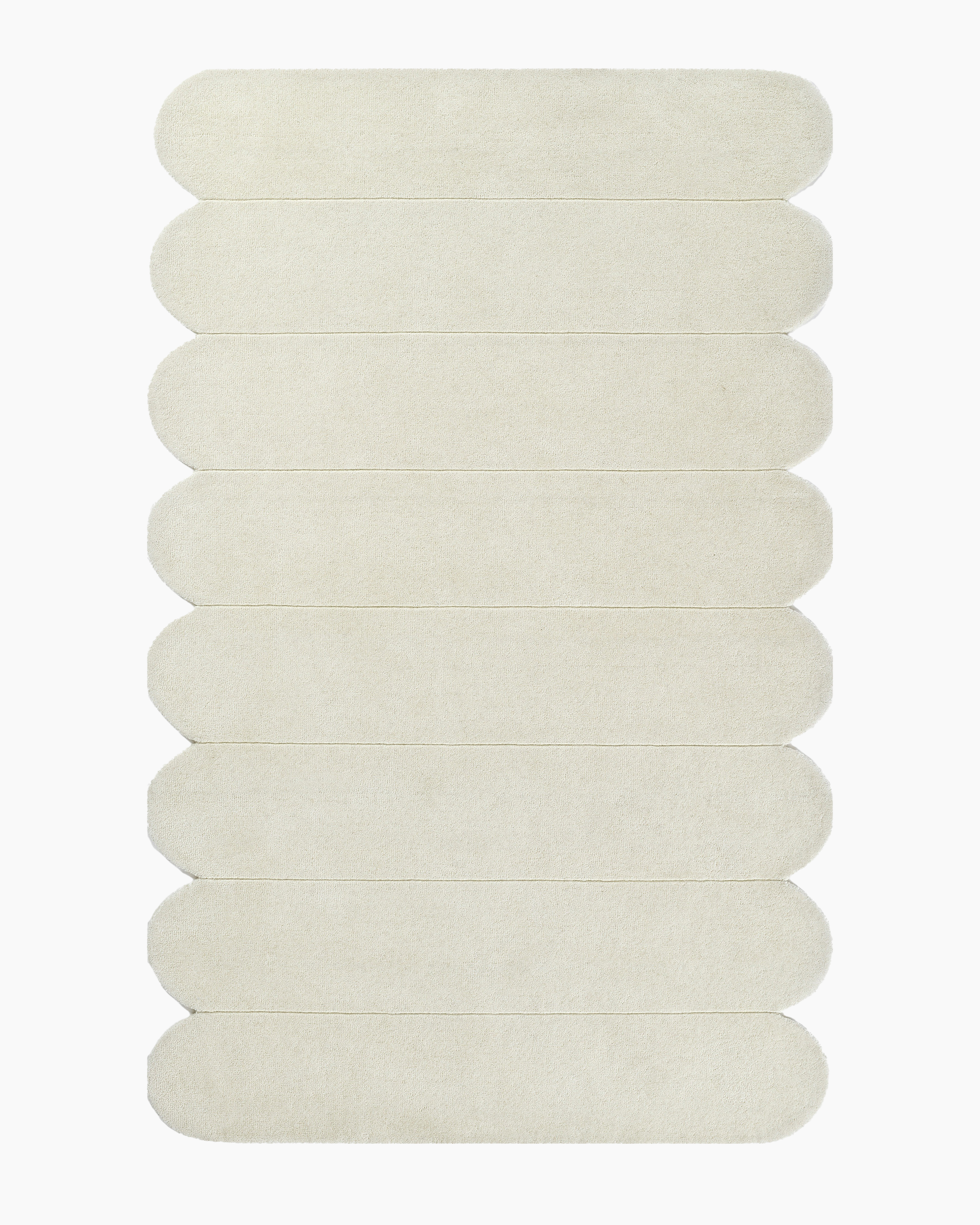 Ivory Scalloped Border Hand-Tufted Rug
