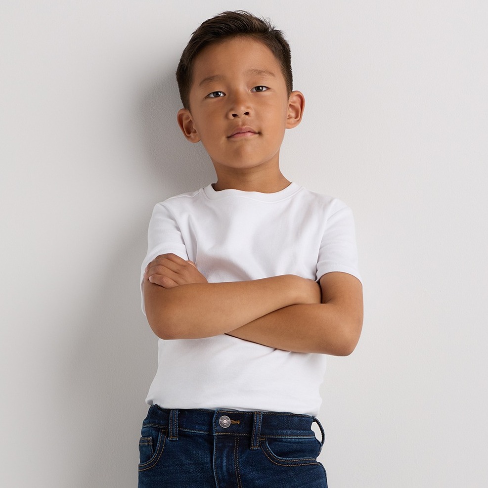 kids explore everything image