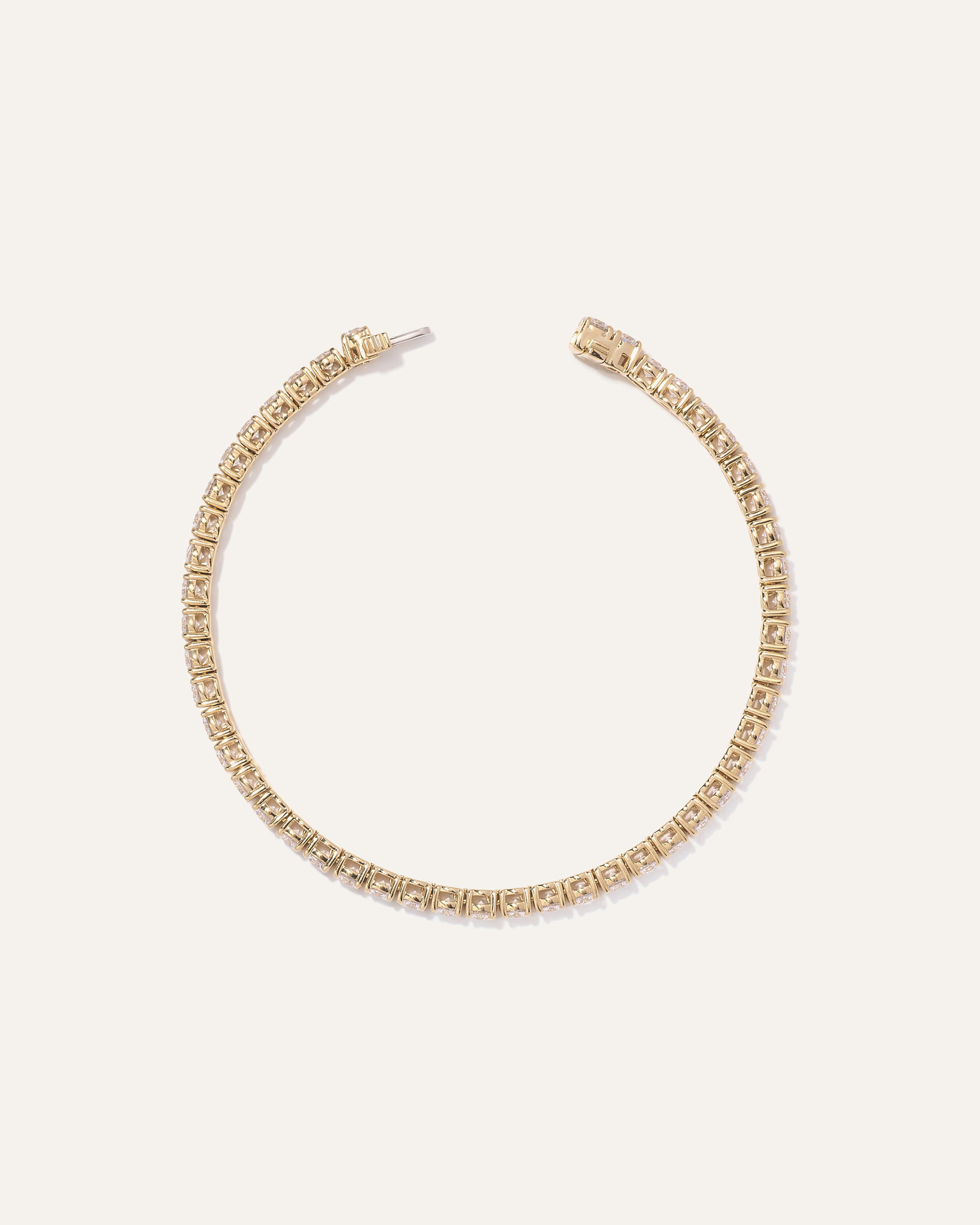 Bracelet Rivière En Or Jaune 18 Carats Avec Diamants De Laboratoire Ovales – Élégance Et Brillance