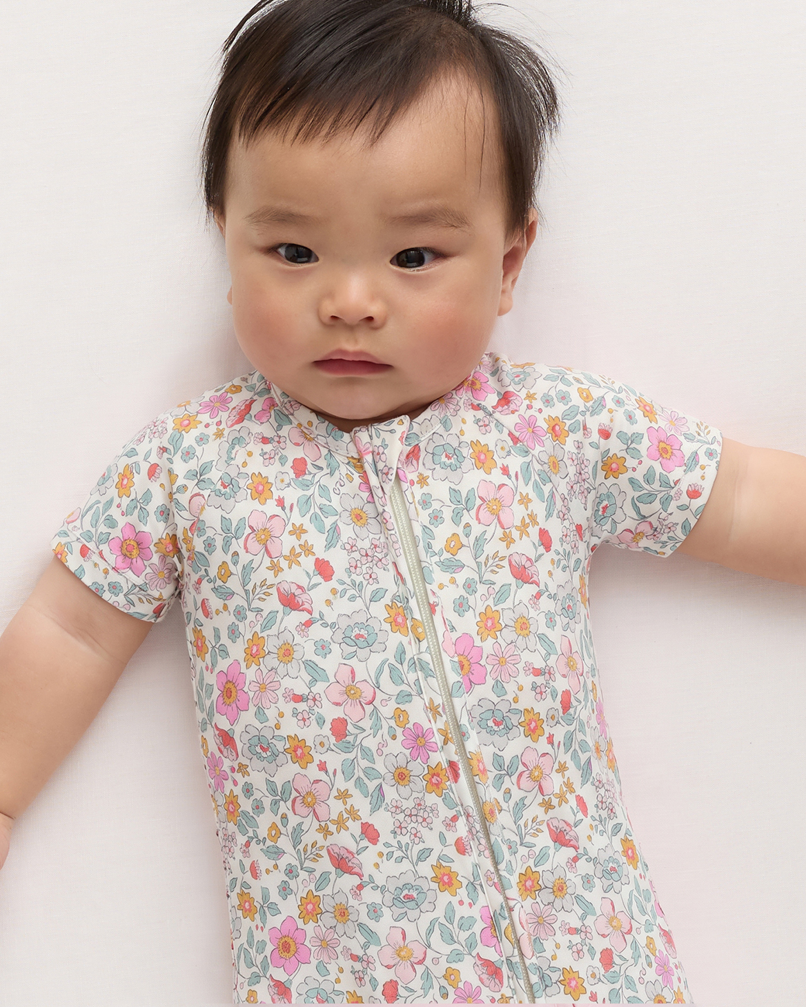 U--669-Soft Ditsy Floral