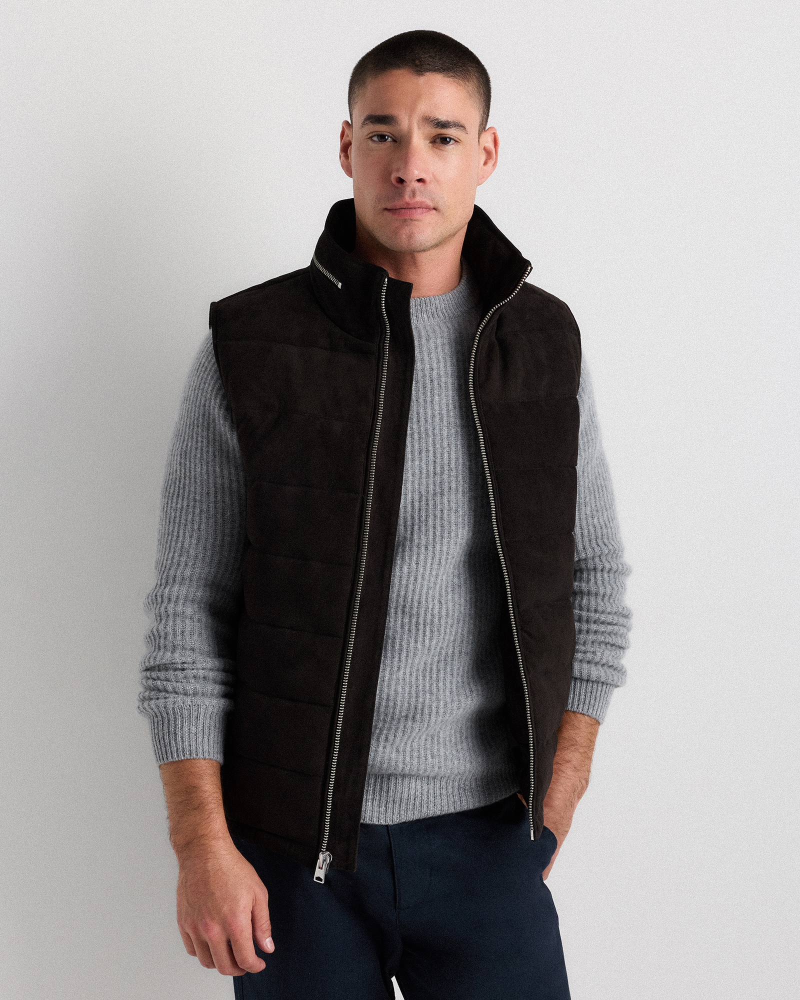 Charcoal Black Gilet matelassé 100 % suède