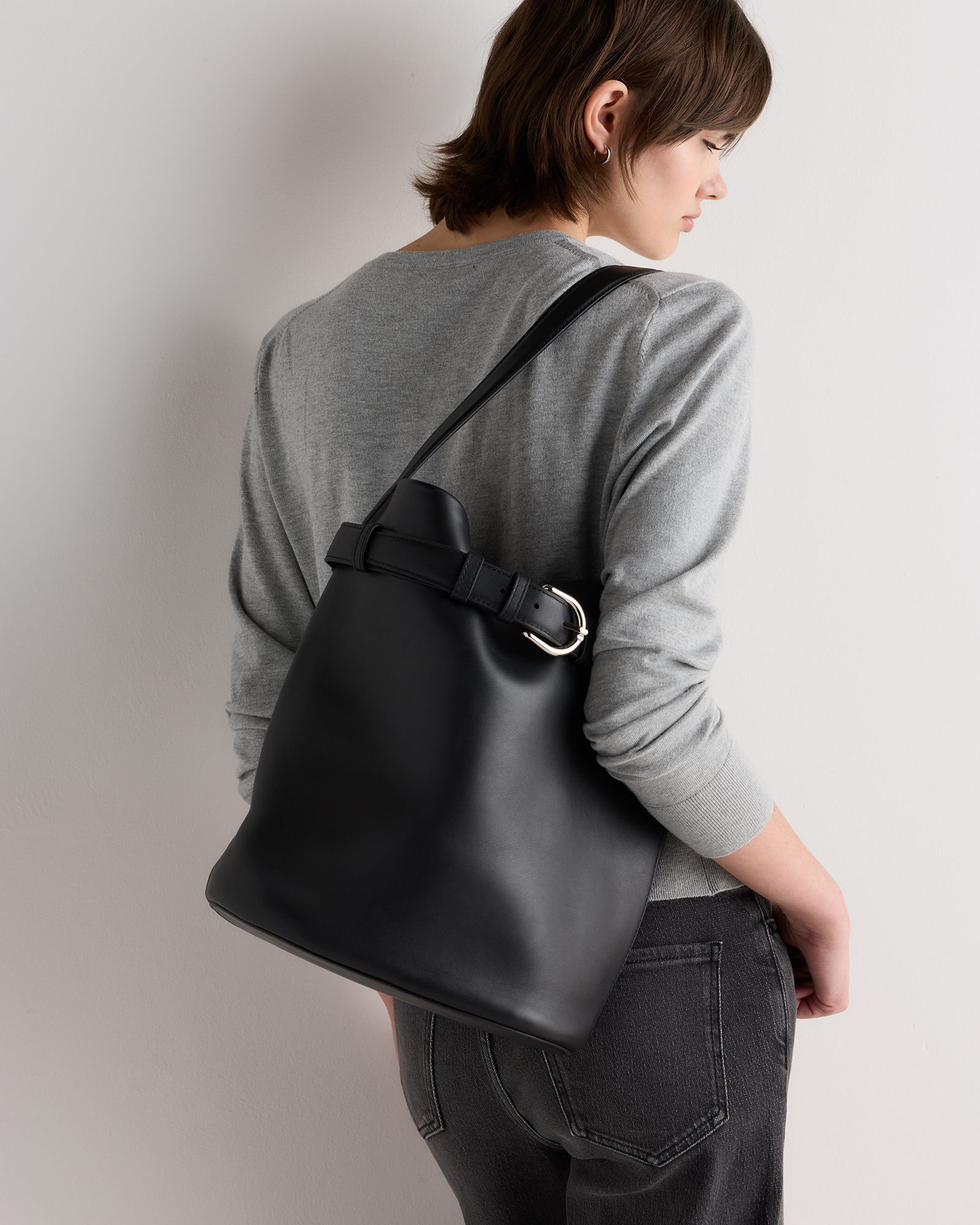 Chiara Belted Bucket Bag - thumbnail 2