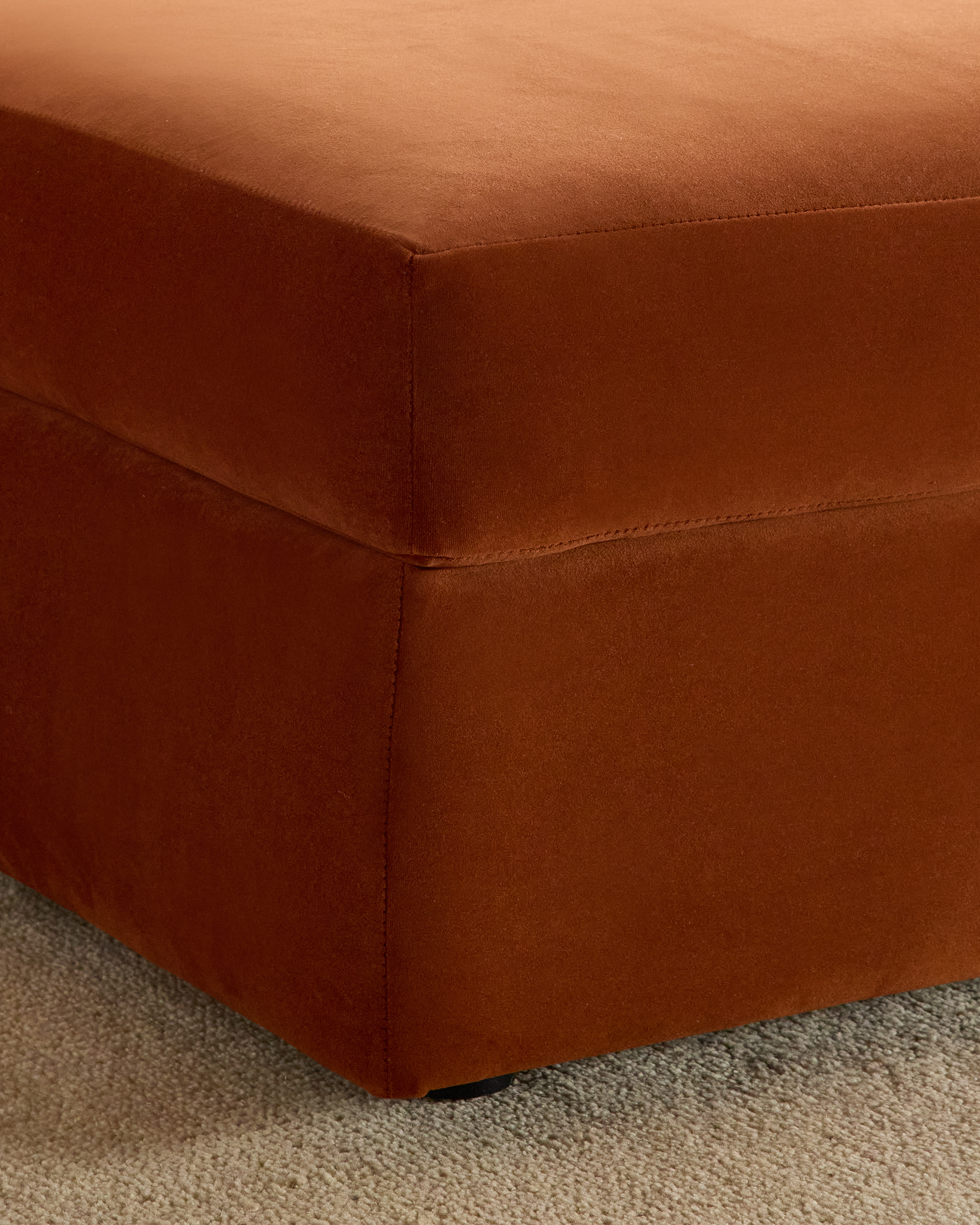 Copy of U-FURN-574-RUS-0137 EDITED