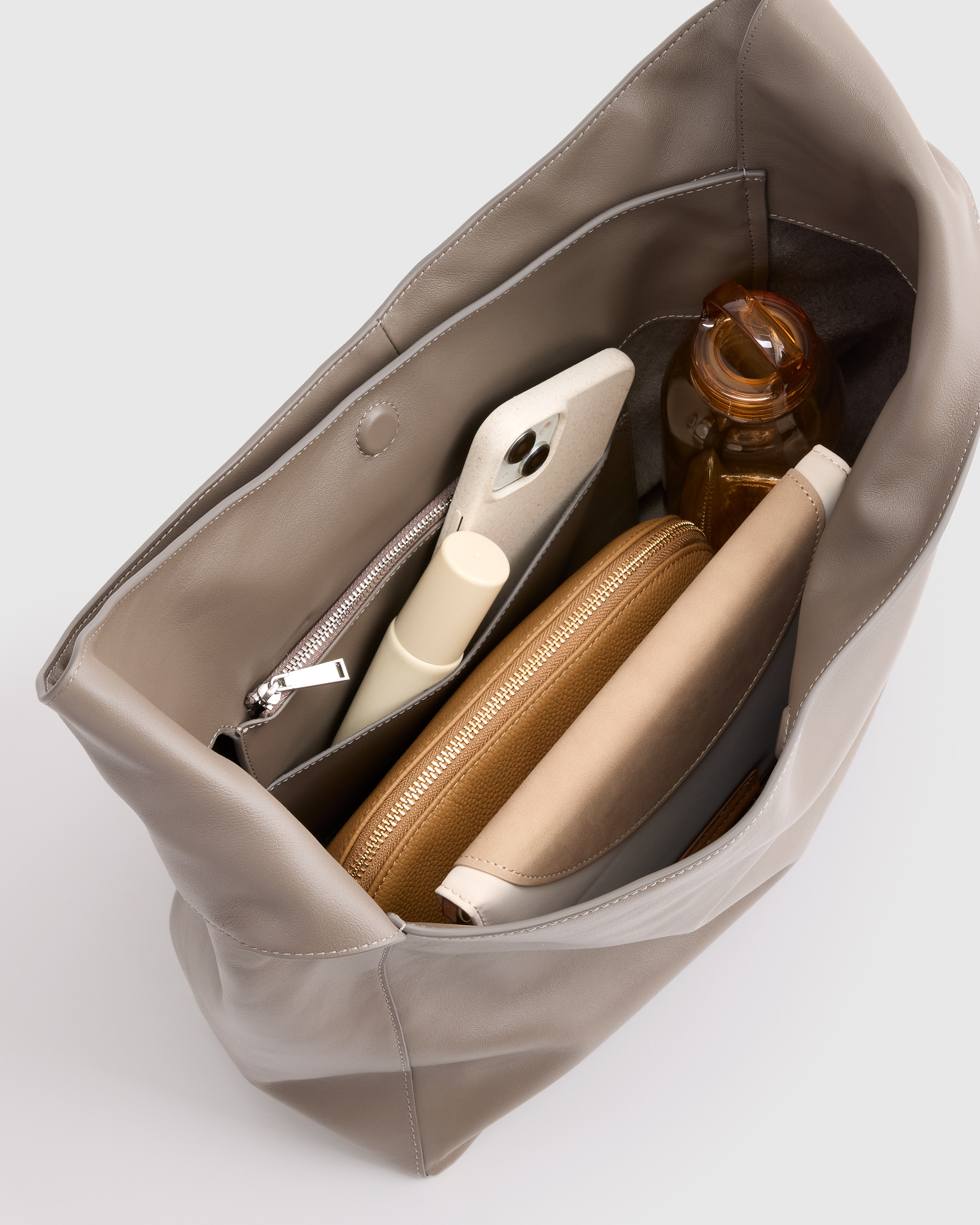 Italian Leather Slouchy Shoulder Bag - Thumbnail 3