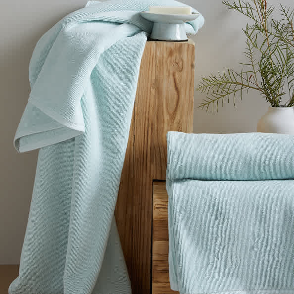 linen-crib-sheet terra detail 13419 11
