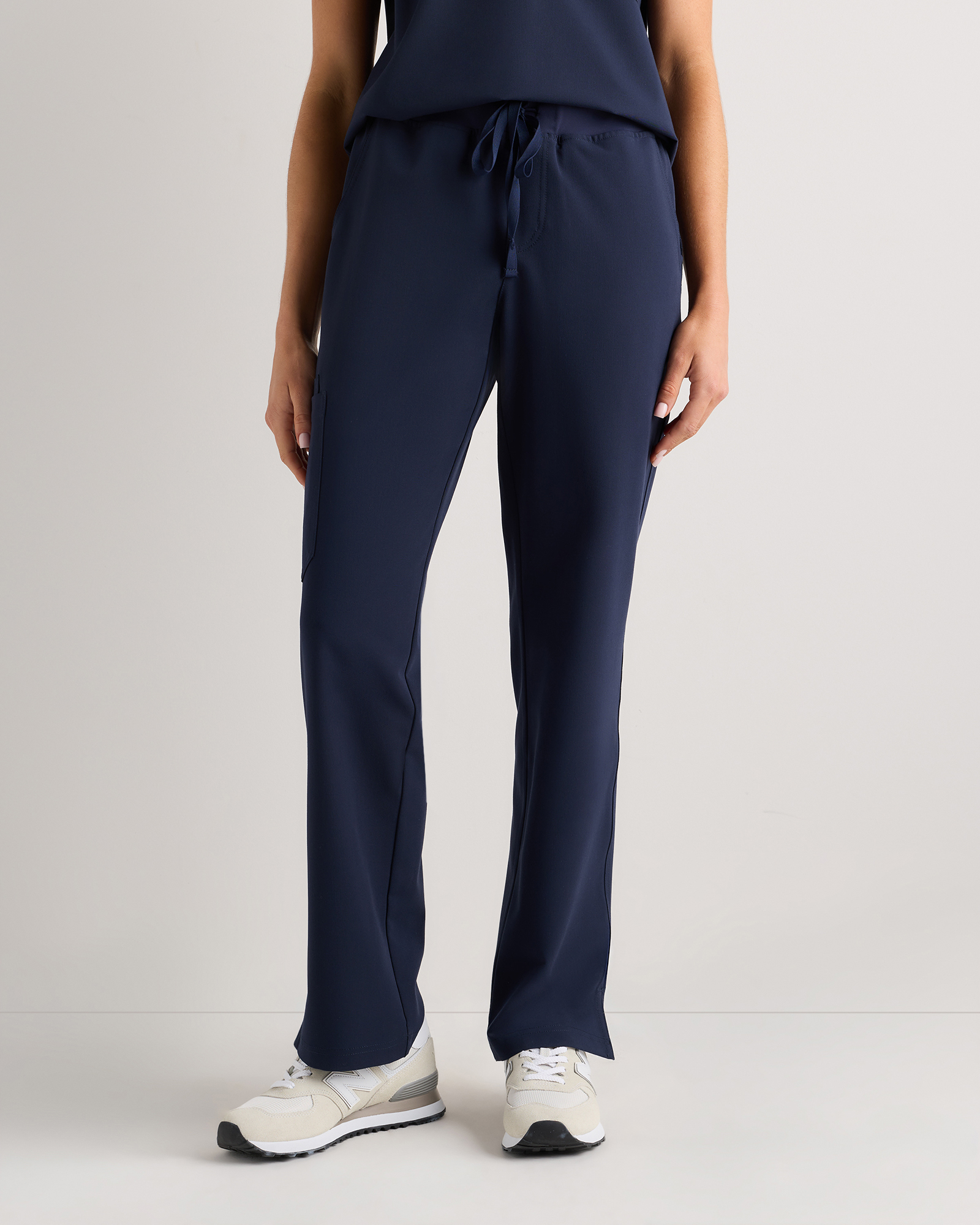 Deep Navy AeraFlex Scrub Cargo Pants