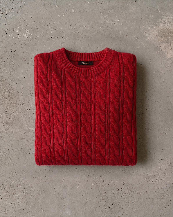 Pull écourté en tricot torsadé de cachemire de Mongolie à col rond