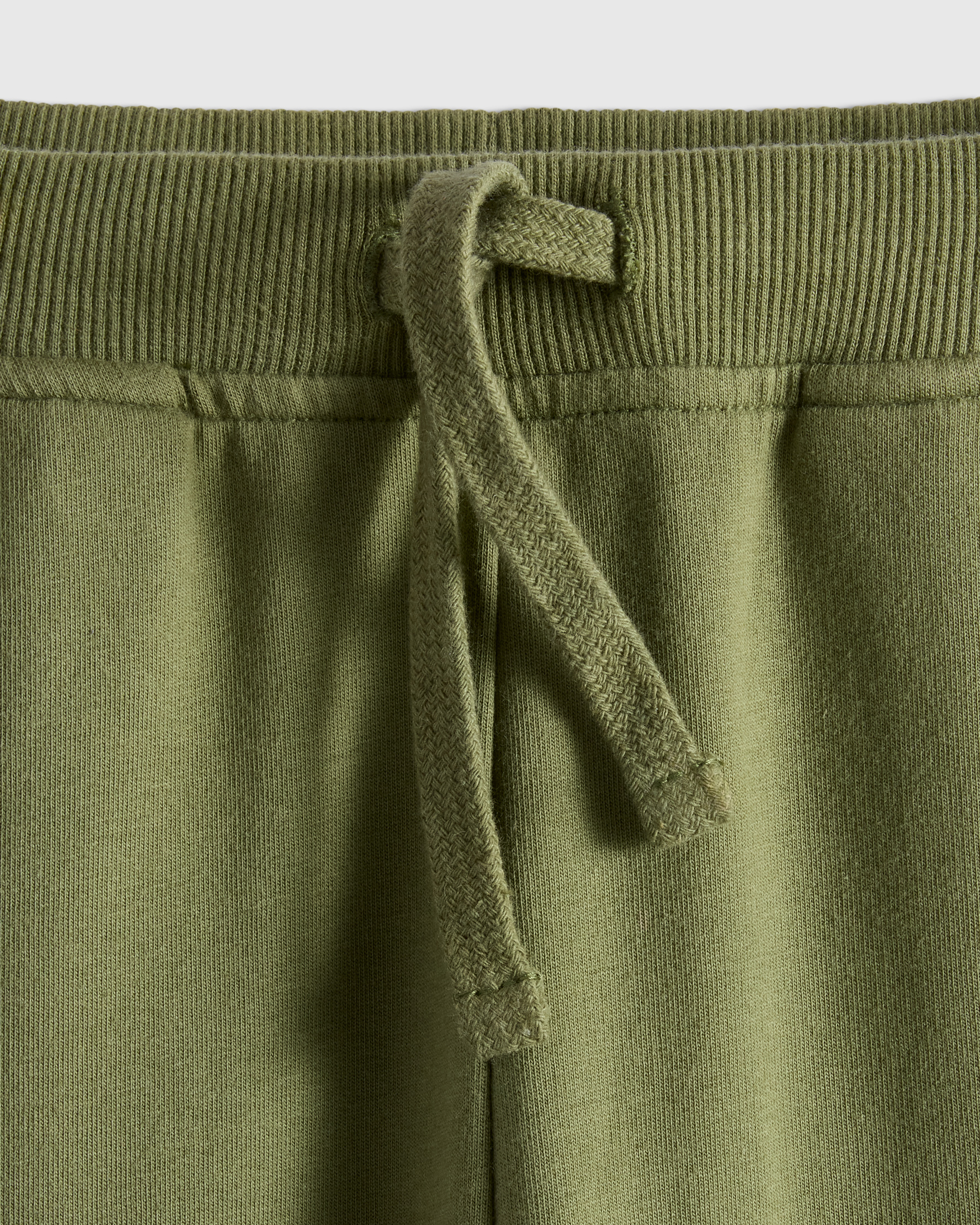 U--1046-OLVGRN-014 CROPPED