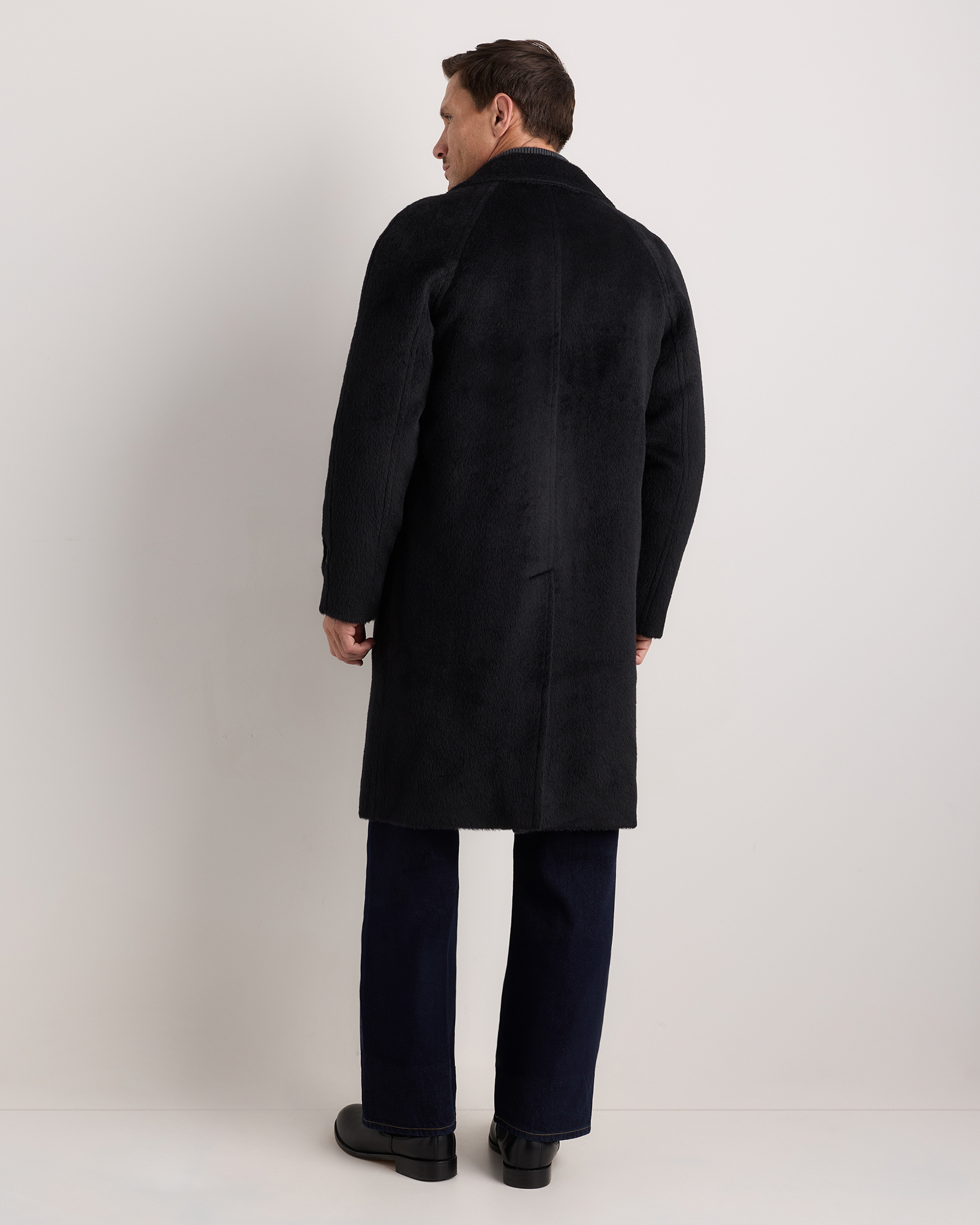 Alpaca-Wool Overcoat in Black