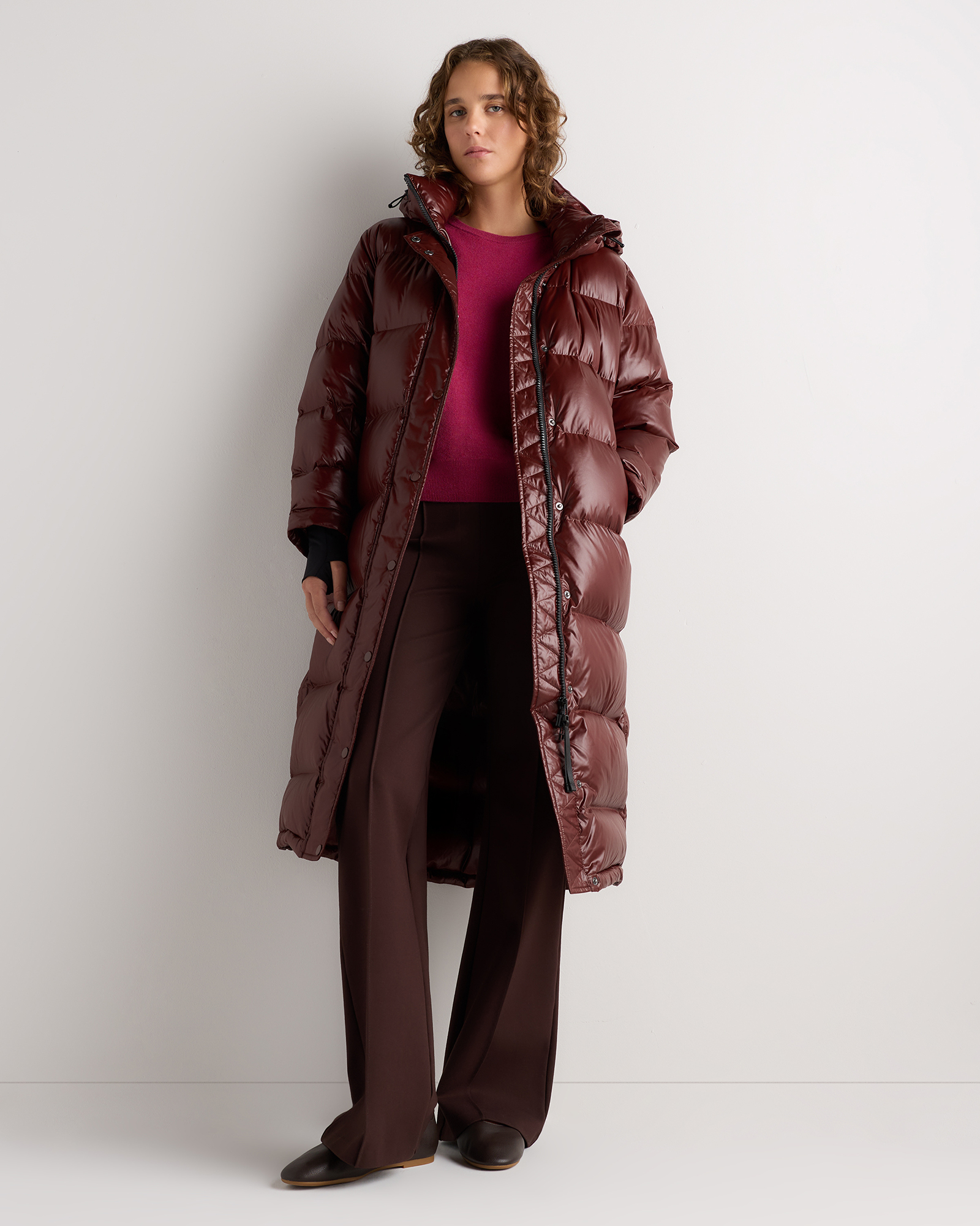 Shiny Bitter Chocolate Blouson matelassé long en duvet responsable 
