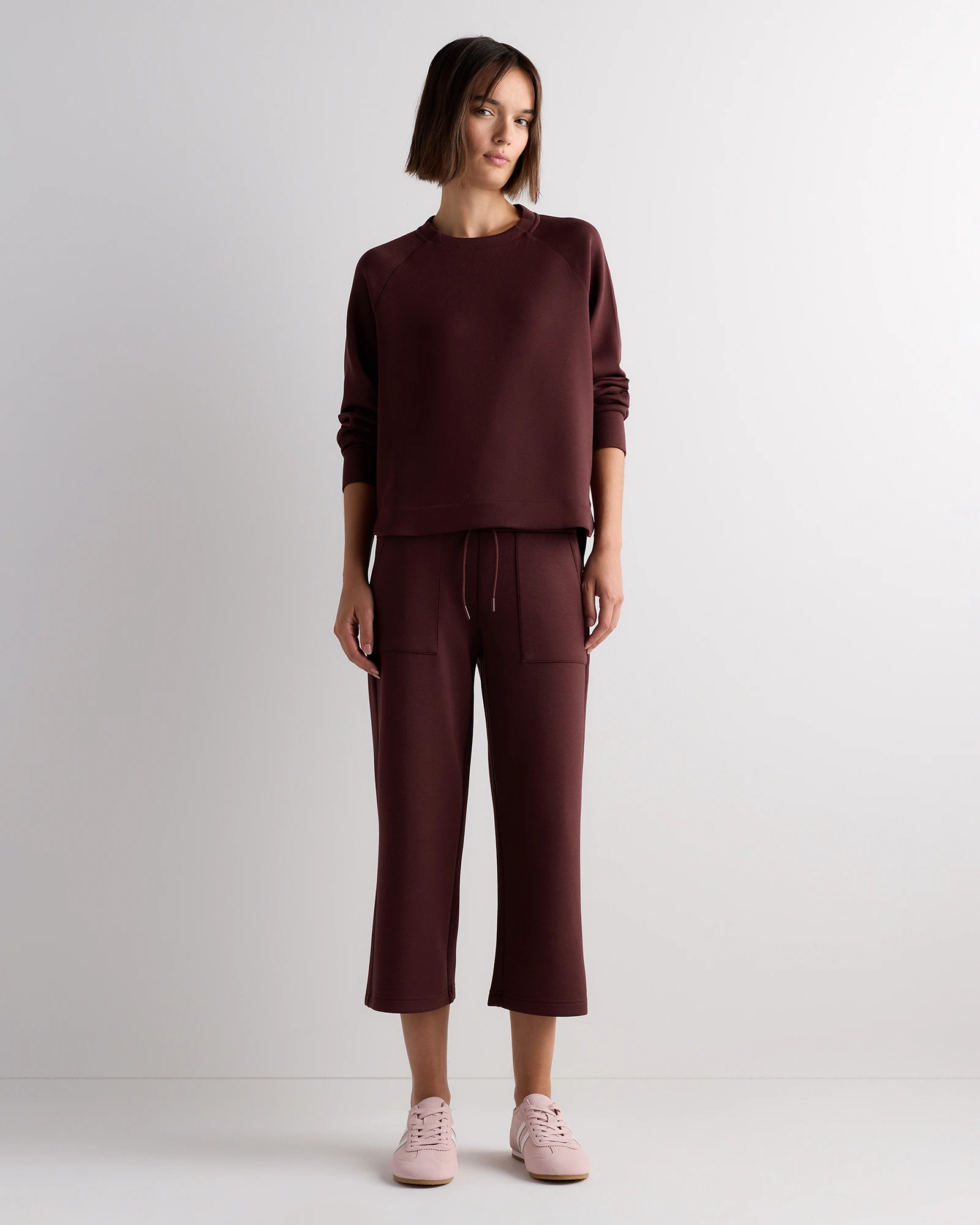 CloudComfort High-Rise Cropped Sweatpants
