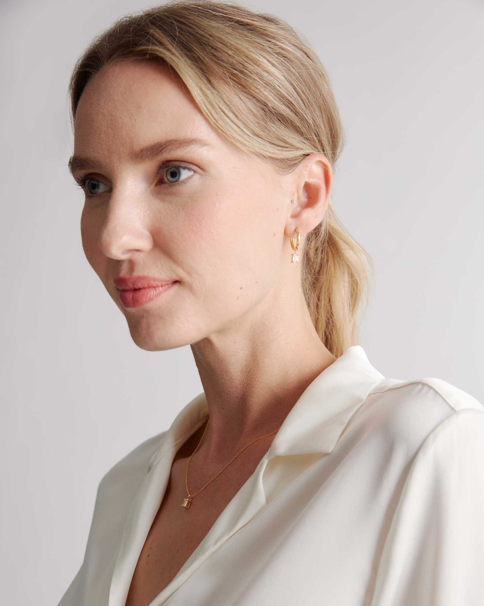 14K Classic Round Studs 0.28 Carat