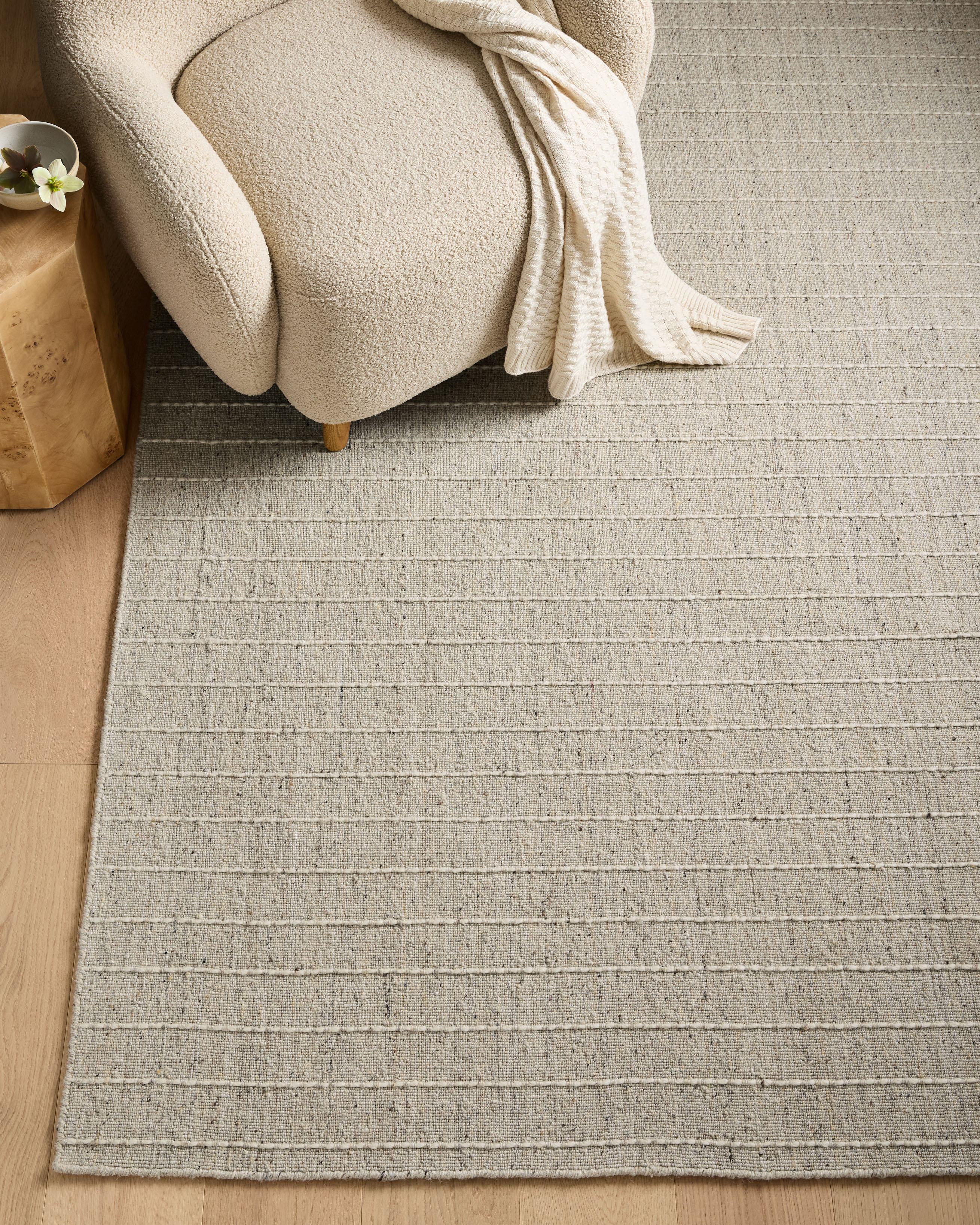 Lark Hand-Loomed Rug - Thumbnail 2