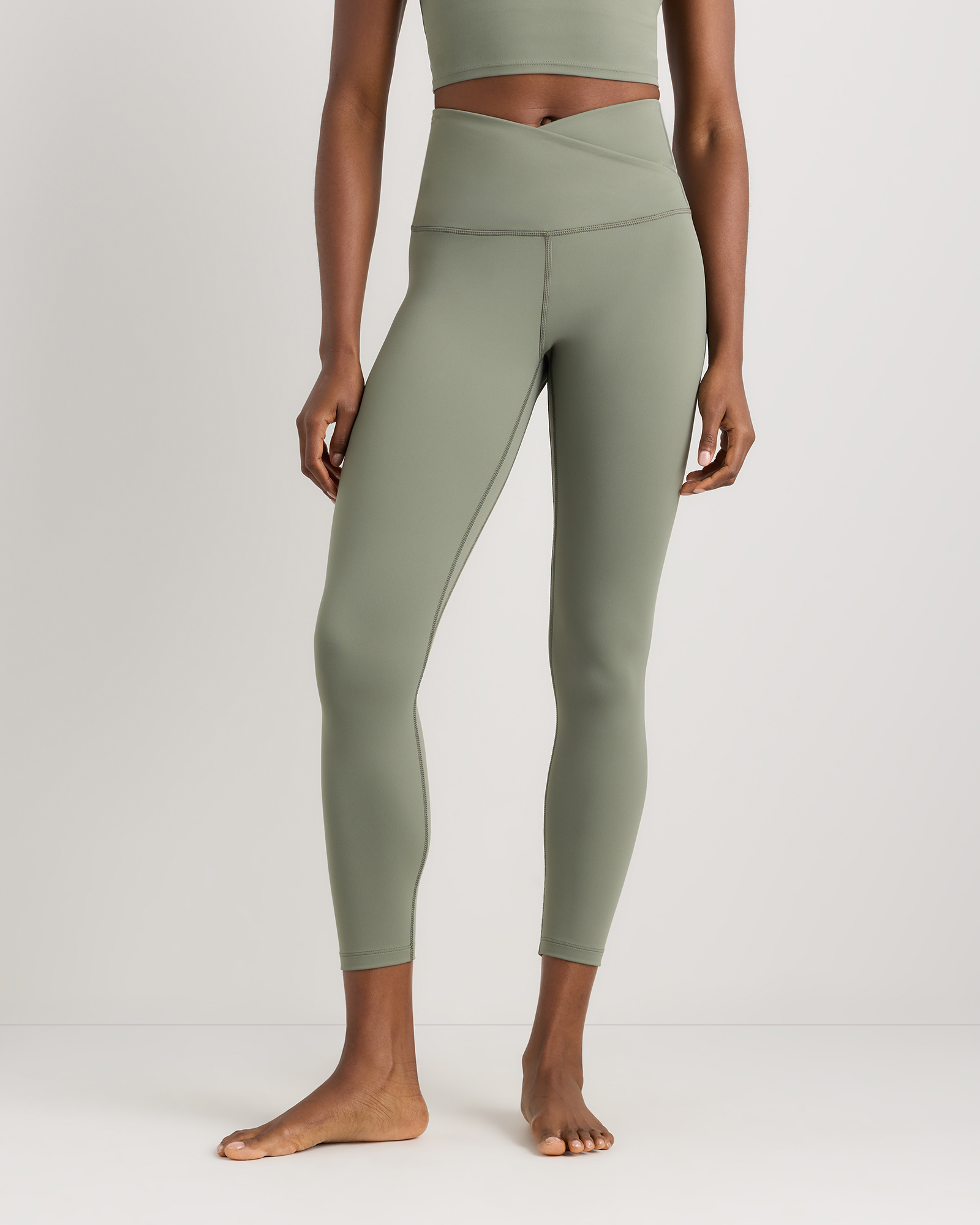 Smoked Thyme Green Ultra-Form High-Rise Crossover Legging