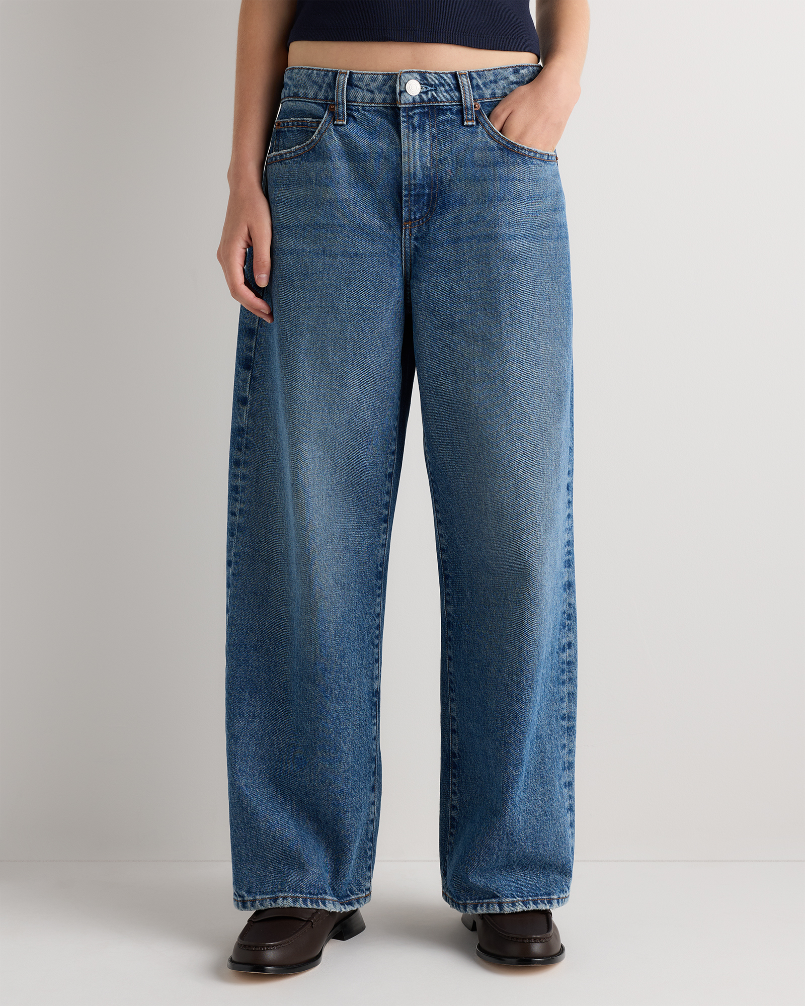 W-PNT-199-HORBLU-26,28,32-01 EDITED