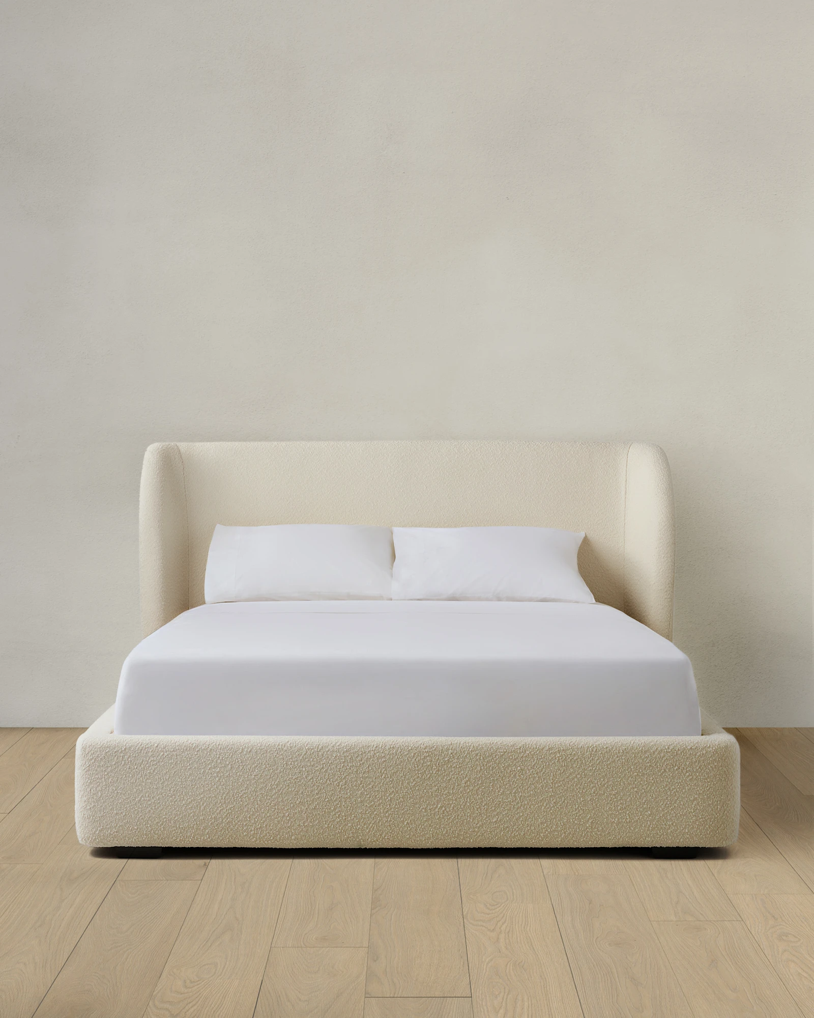 Performance Boucle Shelter Bed