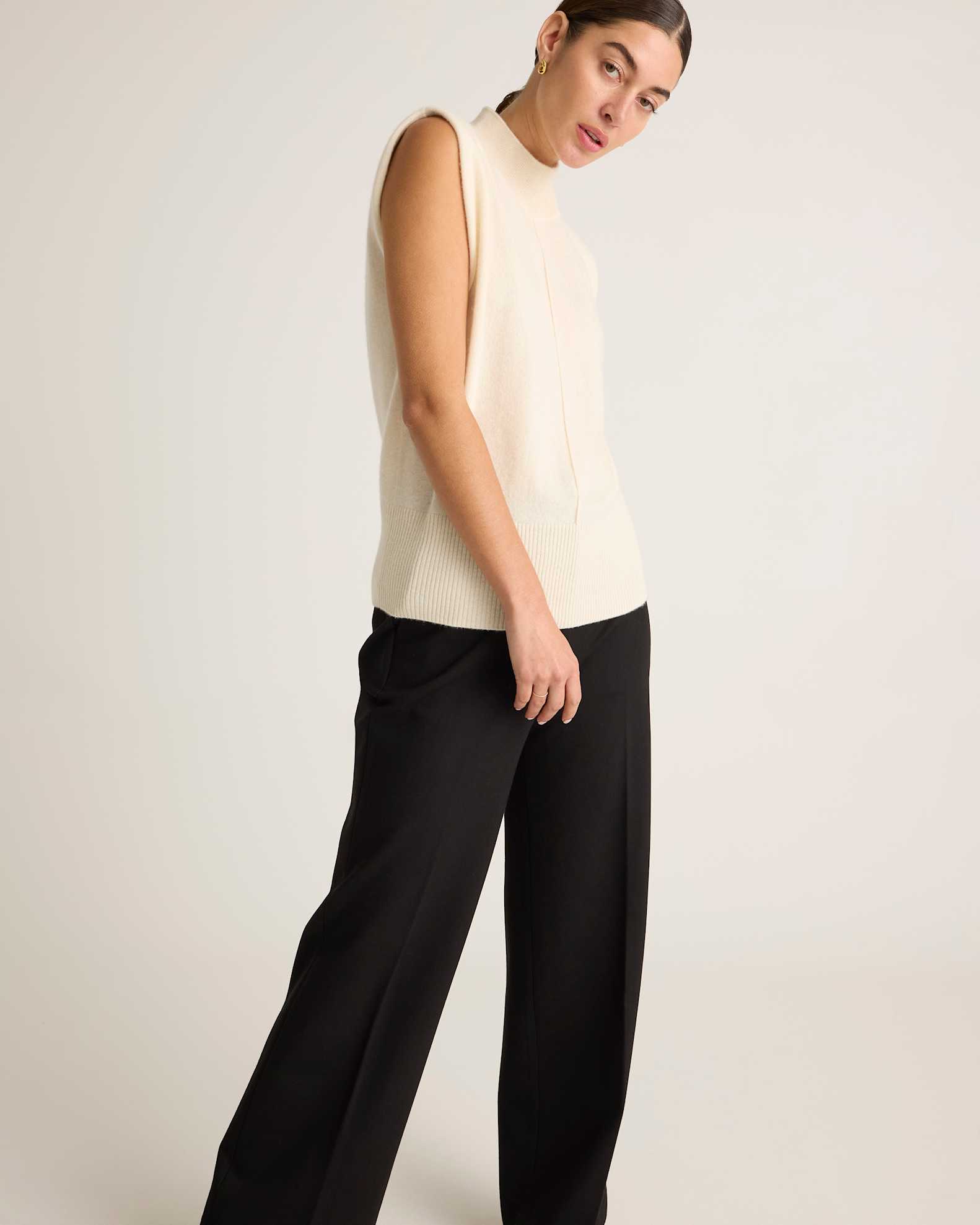 Quince | Pants & Jumpsuits | Quince Women Ultrastretch Ponte Straight Leg Pants Black Xs 6931b8e9af9ad18bb9764b69 Quince | Pants & Jumpsuits | Quince Women Ultrastretch Ponte Straight Leg Pants Black Xs 6931b8e9af9ad18bb9764b69