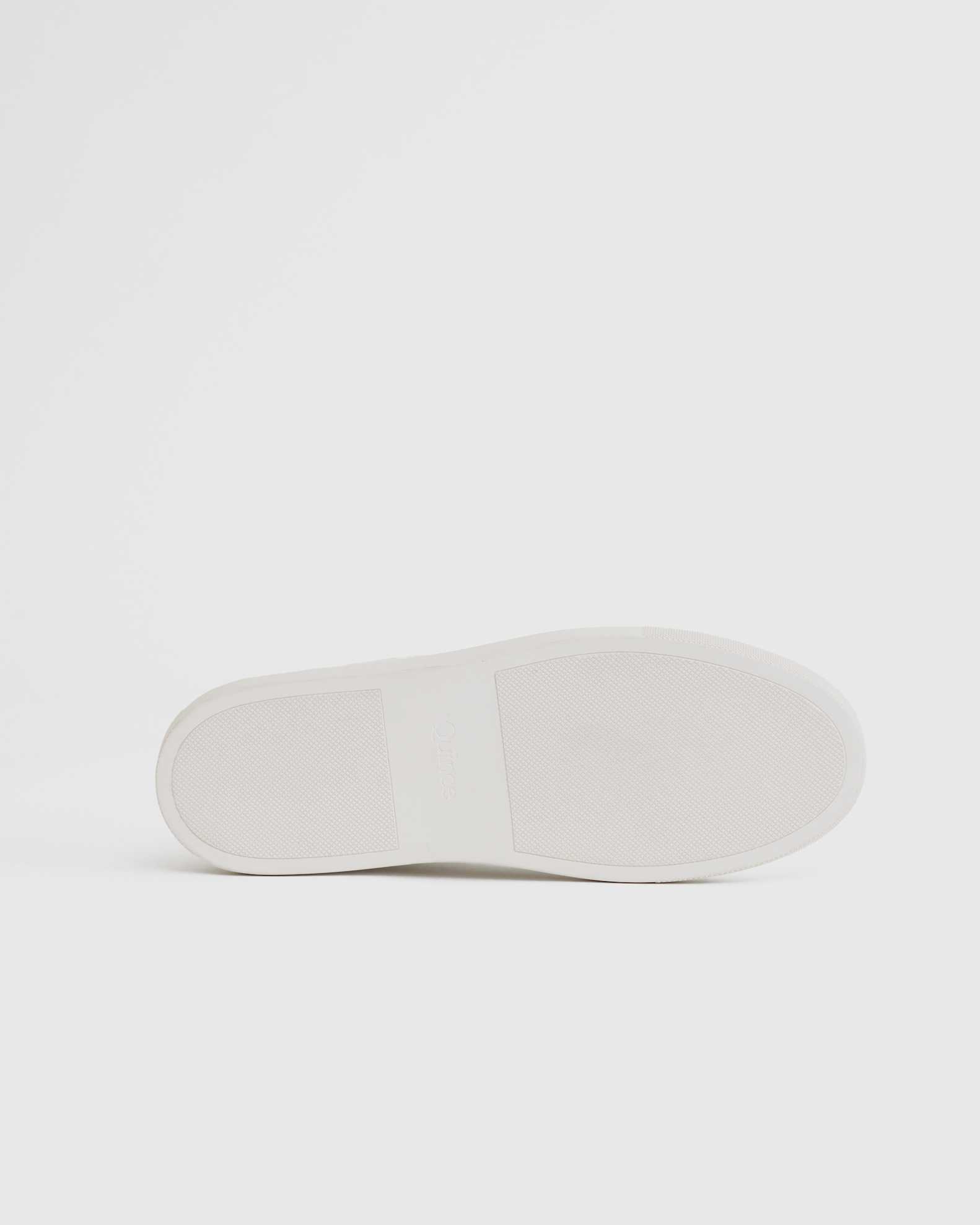 100% Leather Everyday Sneaker