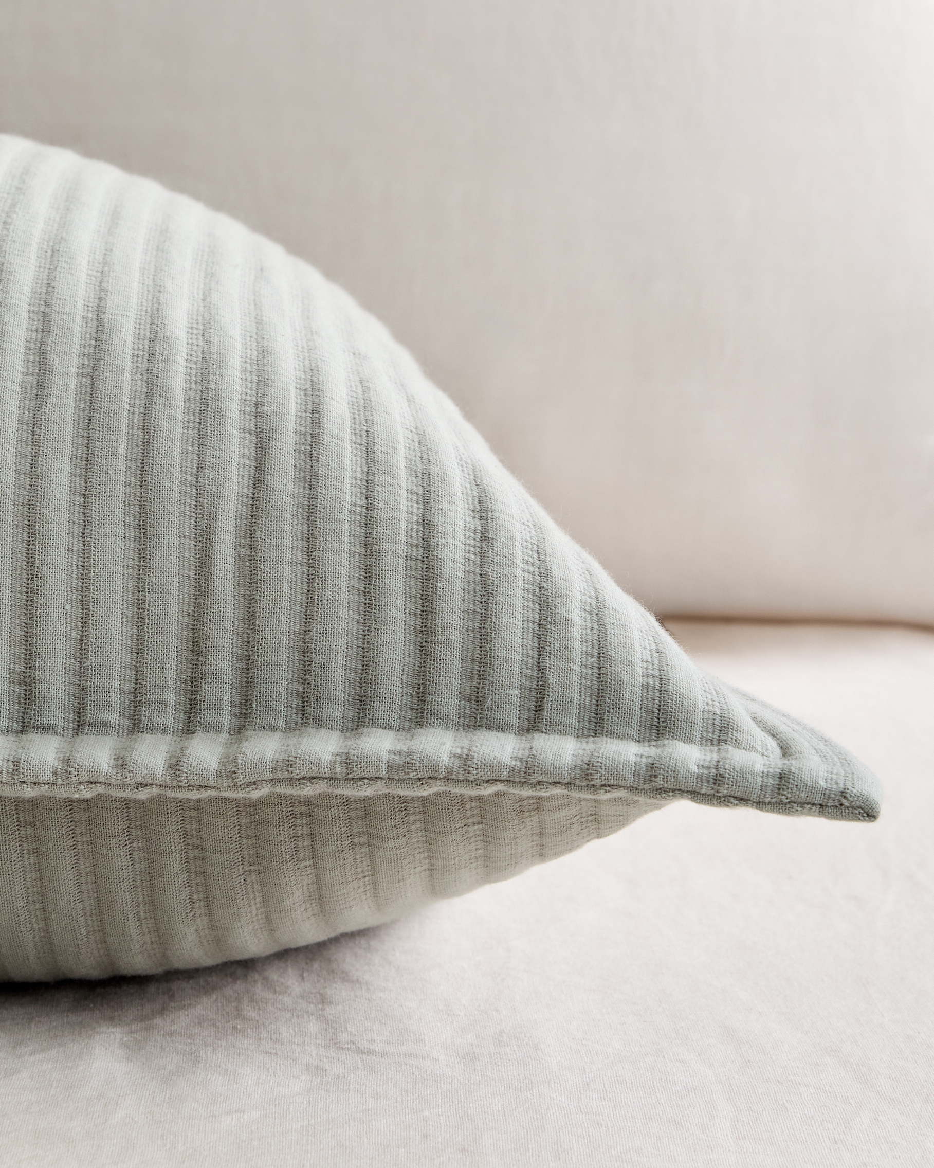 Organic Cotton Matelasse Euro Sham - Thumbnail 5