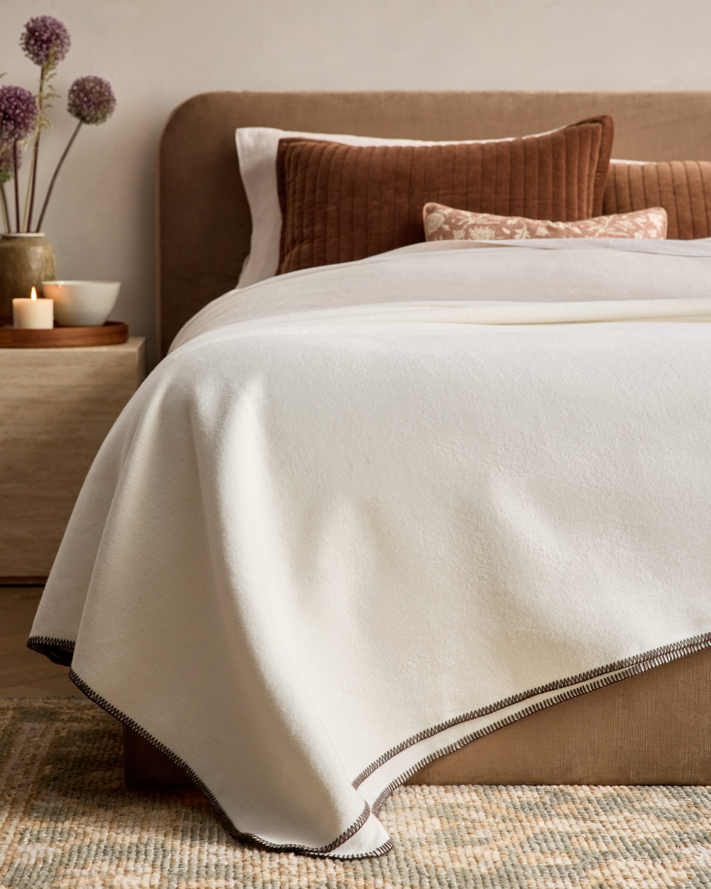 Ivory Luxury Fleece Bed Blanket