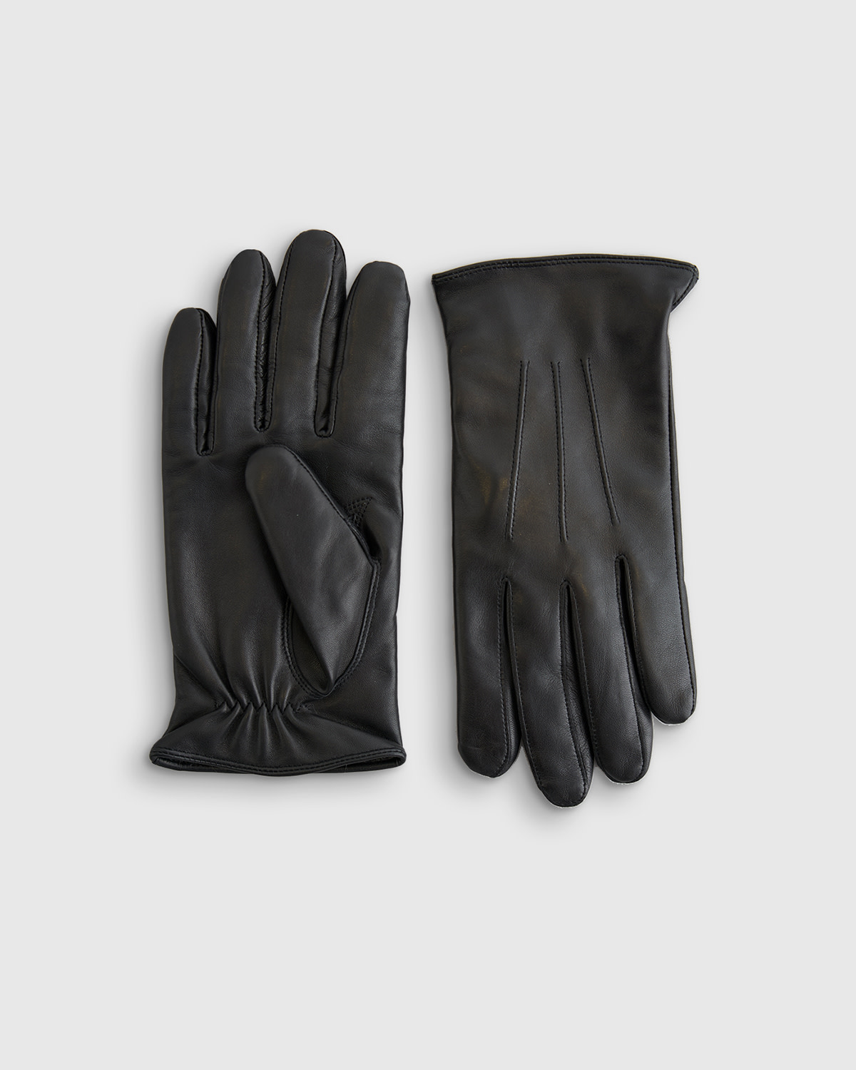 Quince Men's Cashmere Lined Leather Gloves in Black